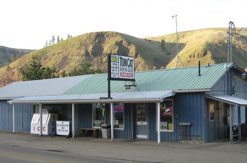 Tom Cat Sporting Goods