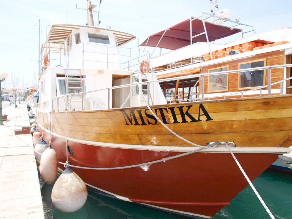 Mistika Three Island Tour