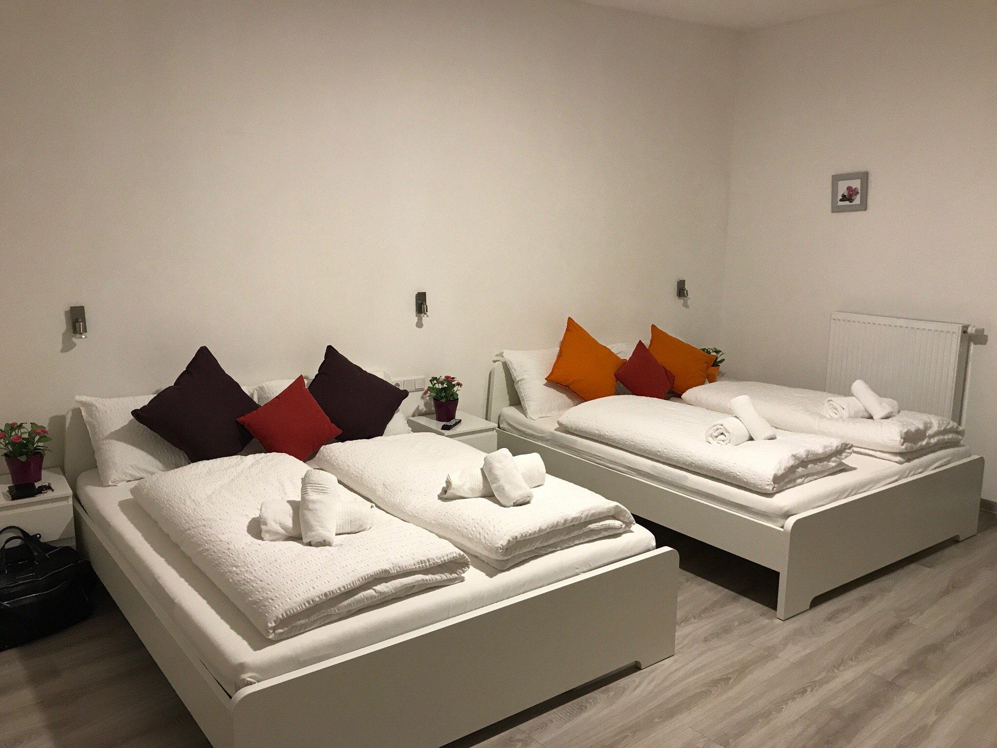 Iceman Room's Central