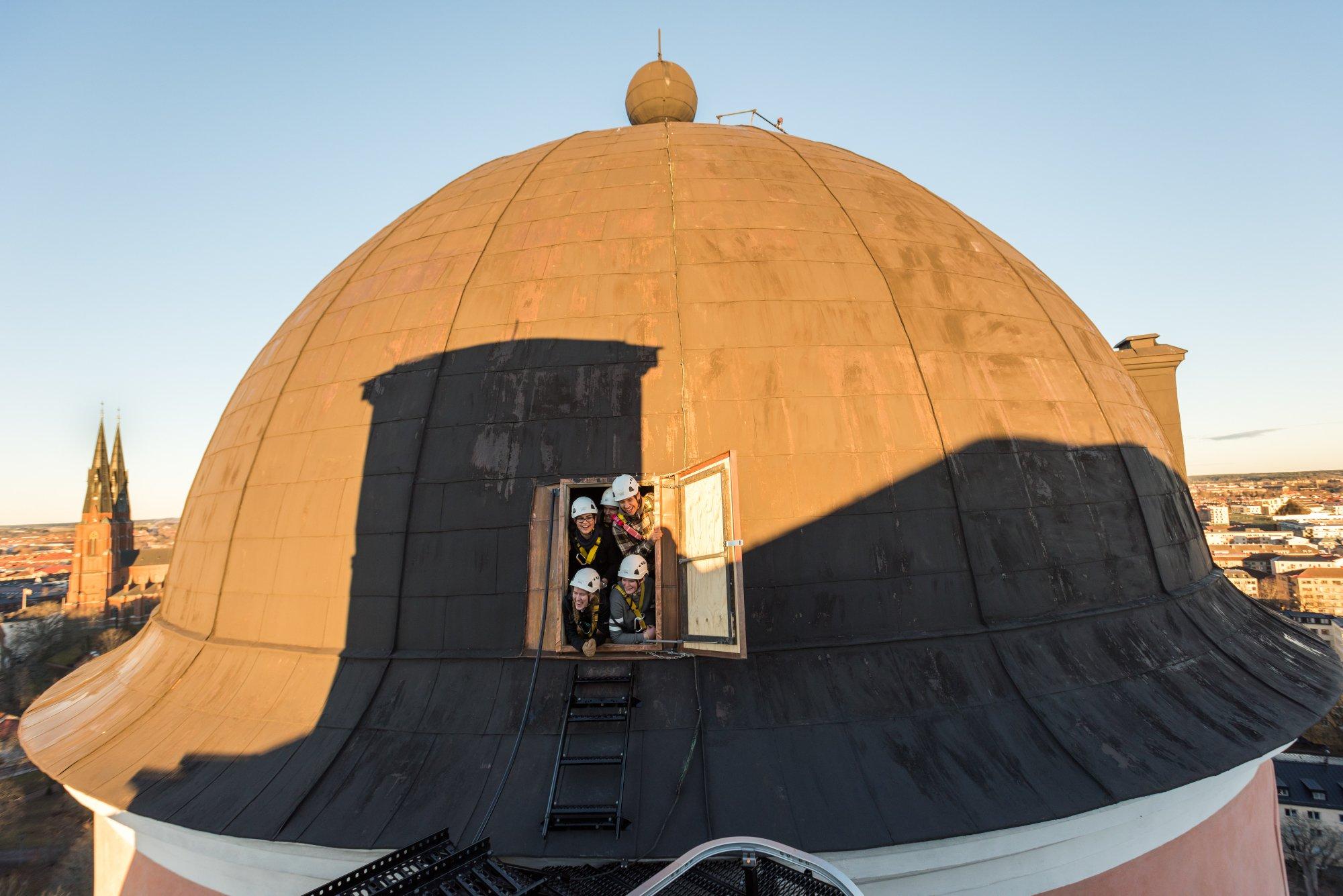 Roofwalk tours - vandring pa tak pa Uppsala slott