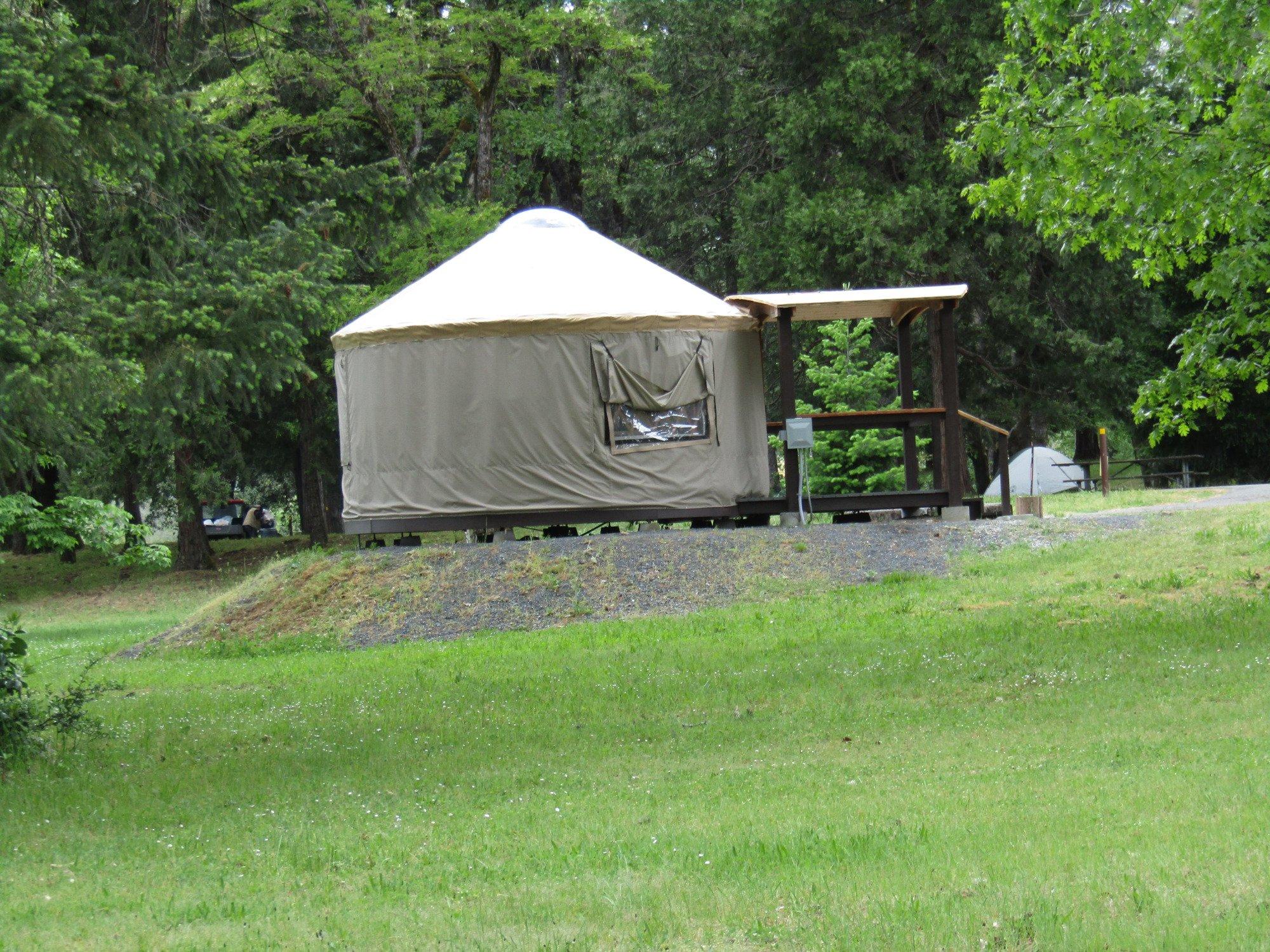 Valley of the Rogue State Park