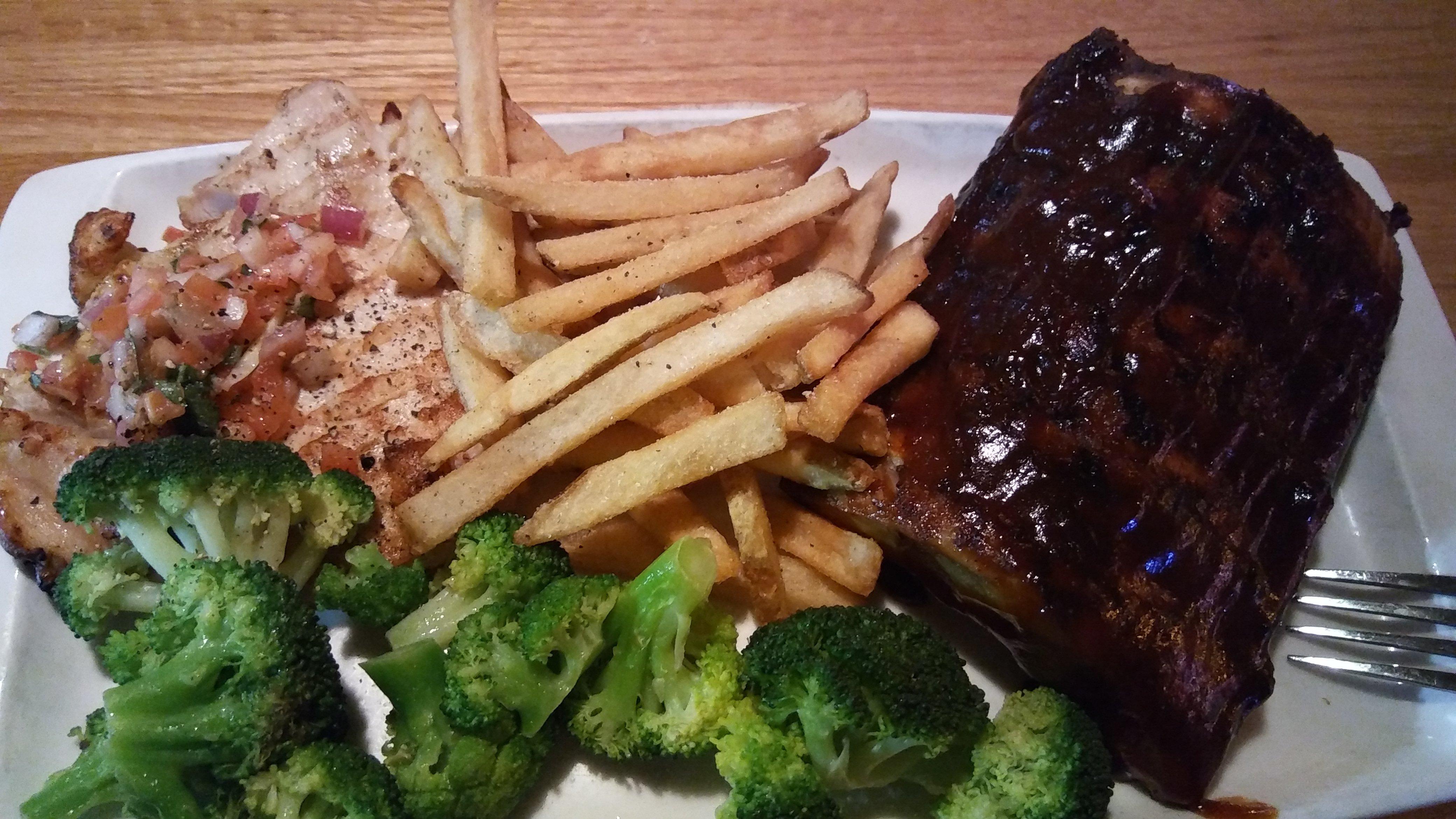 Applebee's Grill + Bar