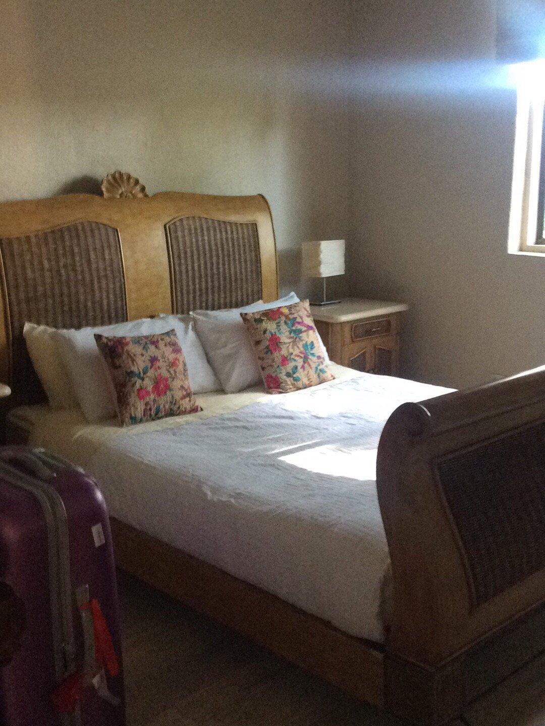 Pelican Lagoon Lodge