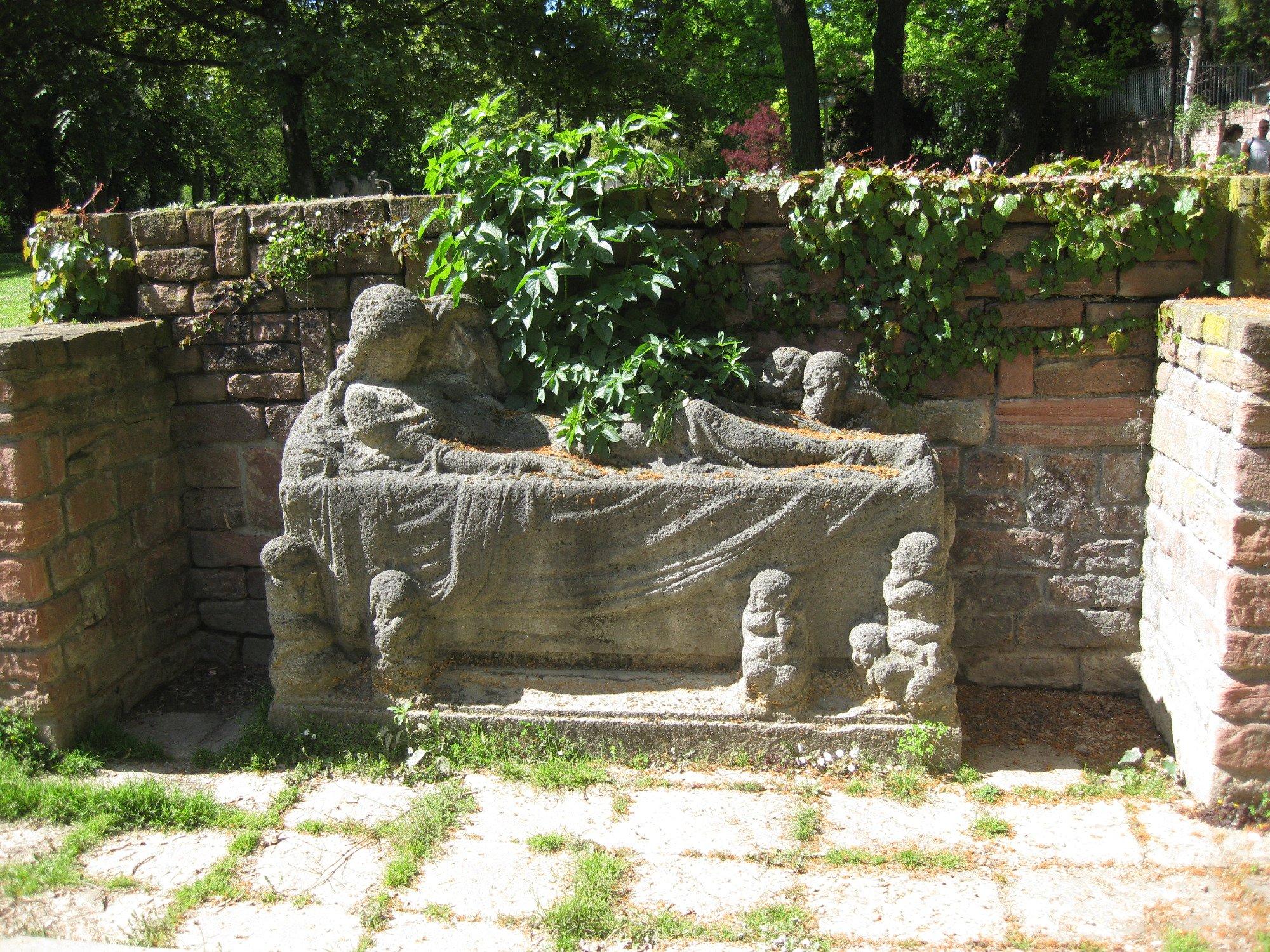 Schneewittchen-Denkmal