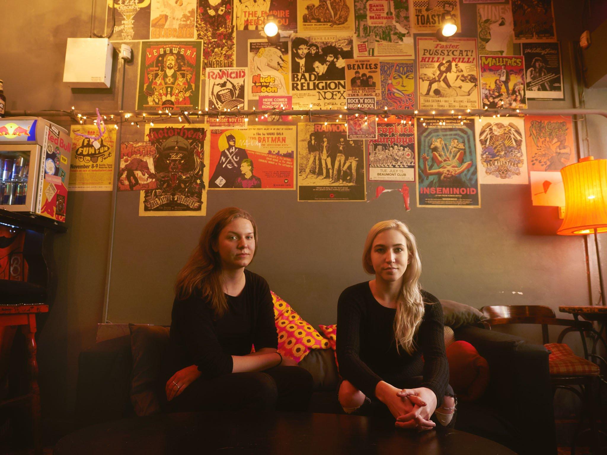 Precedens (Pawilony)