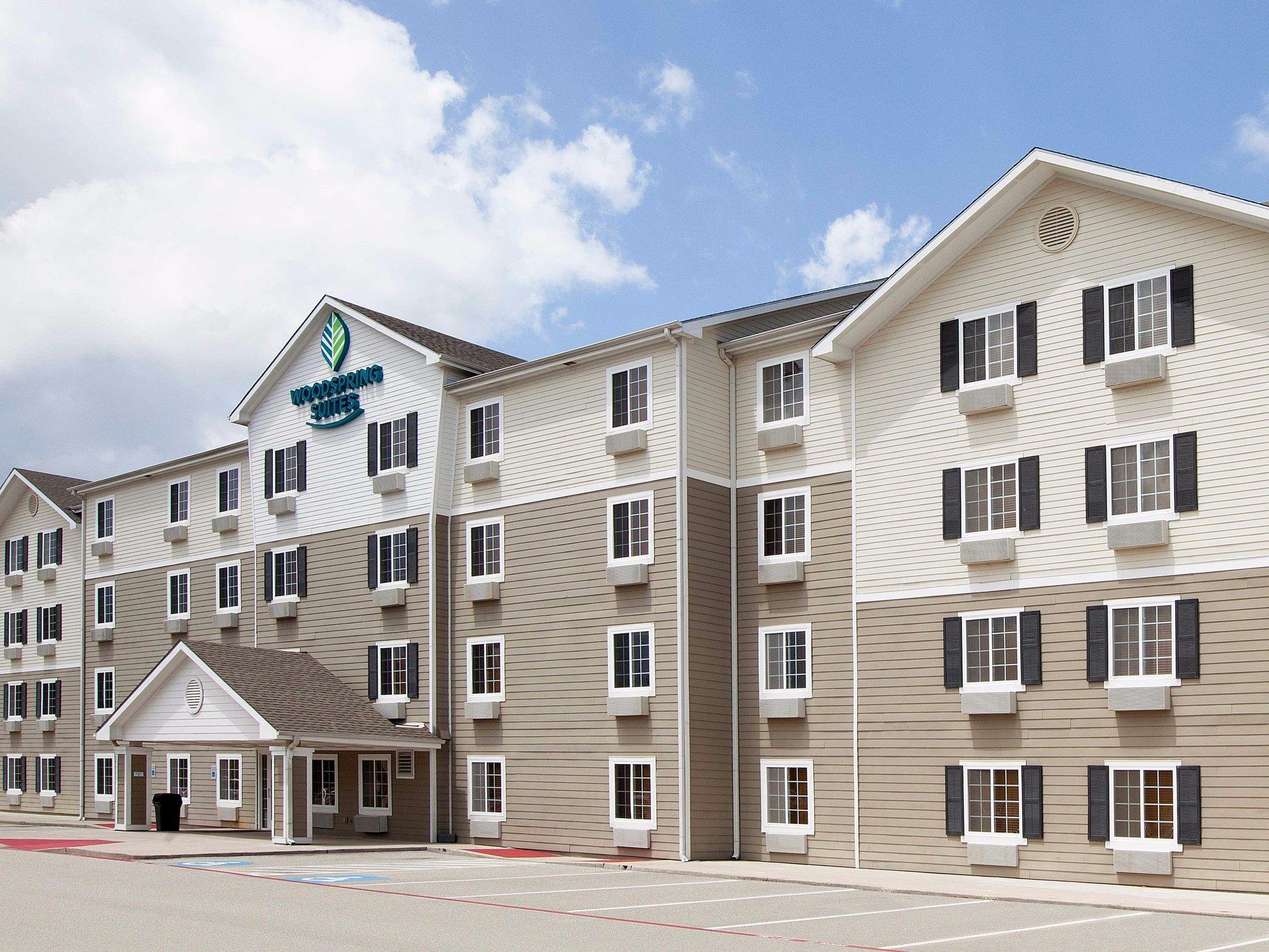 WoodSpring Suites Conroe