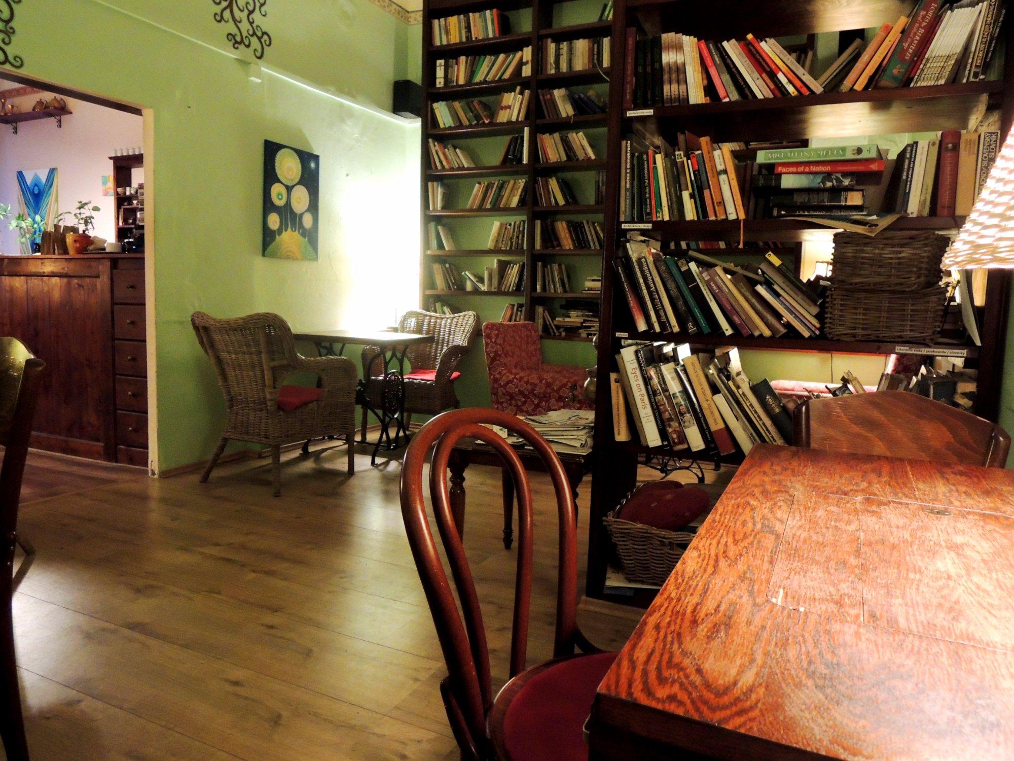 Literature tearoom and cafe