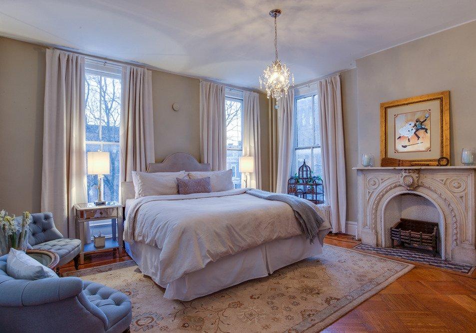 Akwaaba Mansion Bed & Breakfast