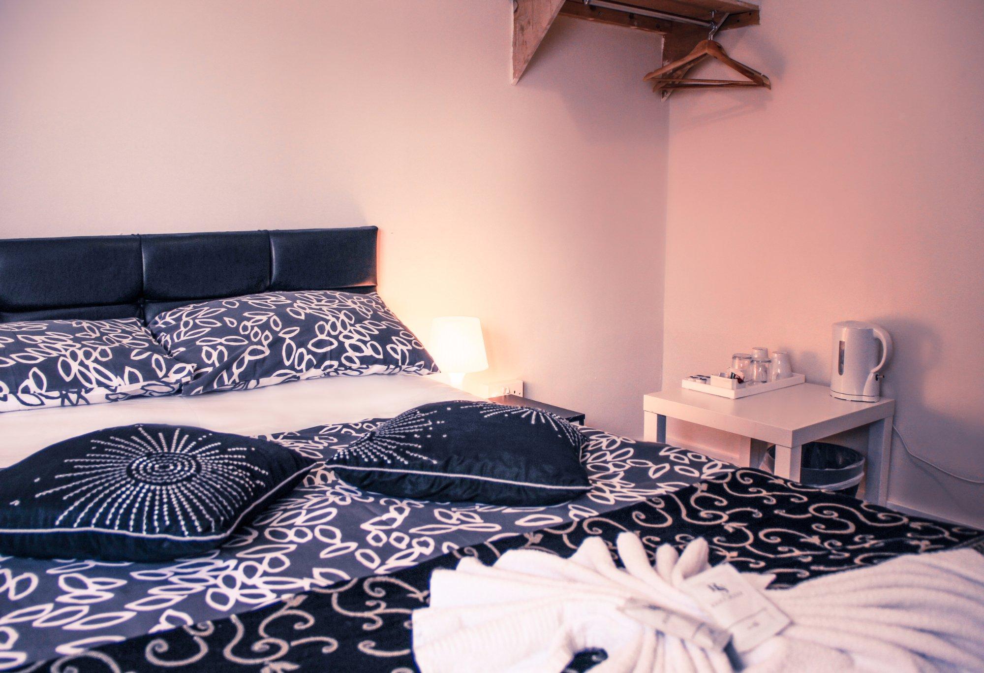 Tennyson House Hotel