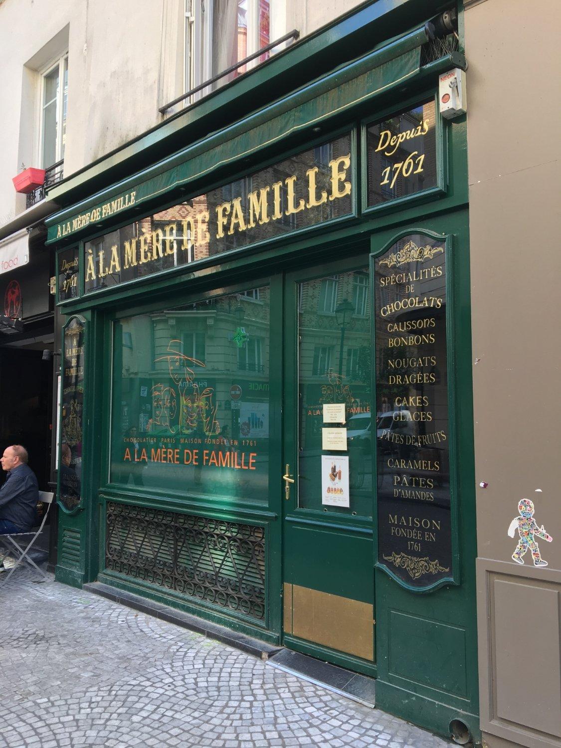 A la Mere de Famille