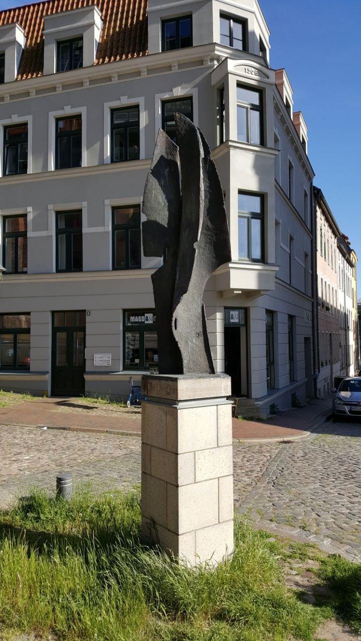 Skulptur "Flügel"