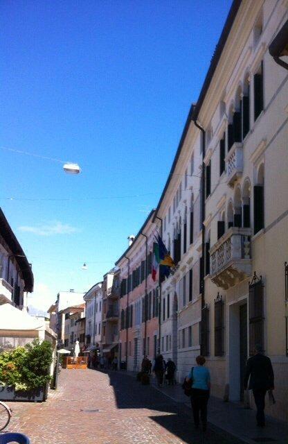 Palazzi Pera, Sbrojavacca e Danubio