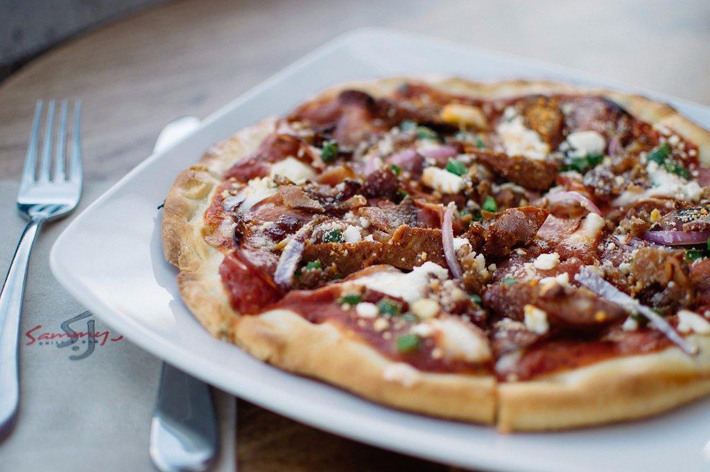 Sammy J's Grill & Bar