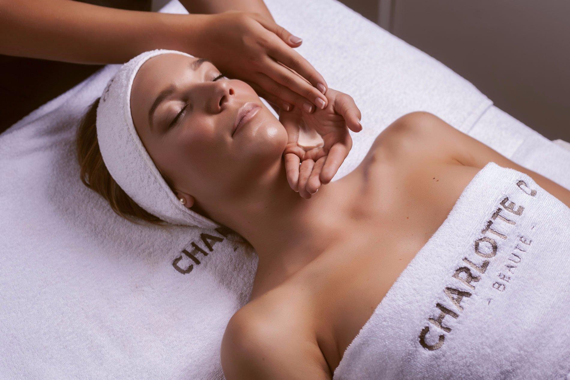 Charlotte D Salon de Beaute