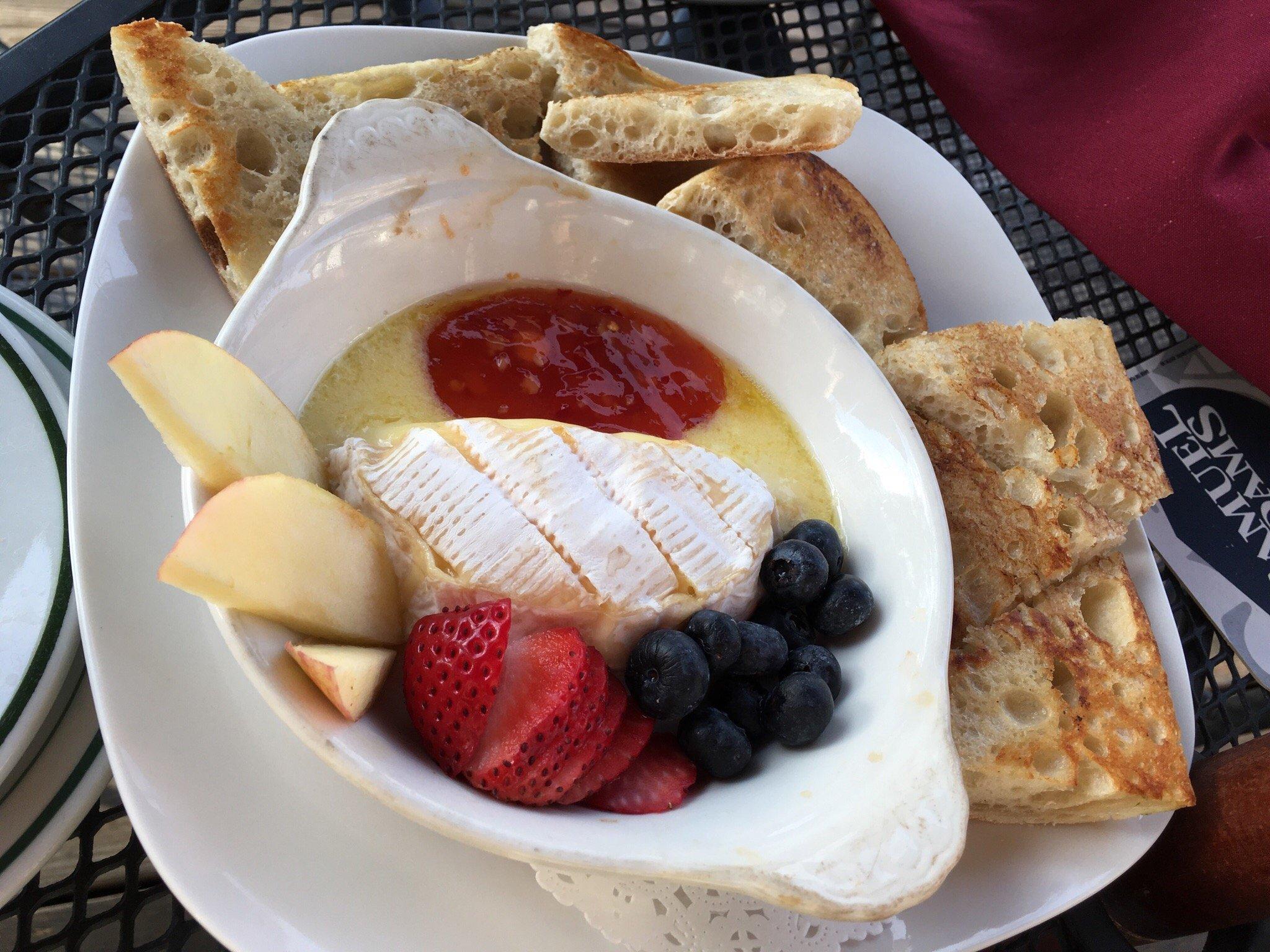 Photo by electriclaura