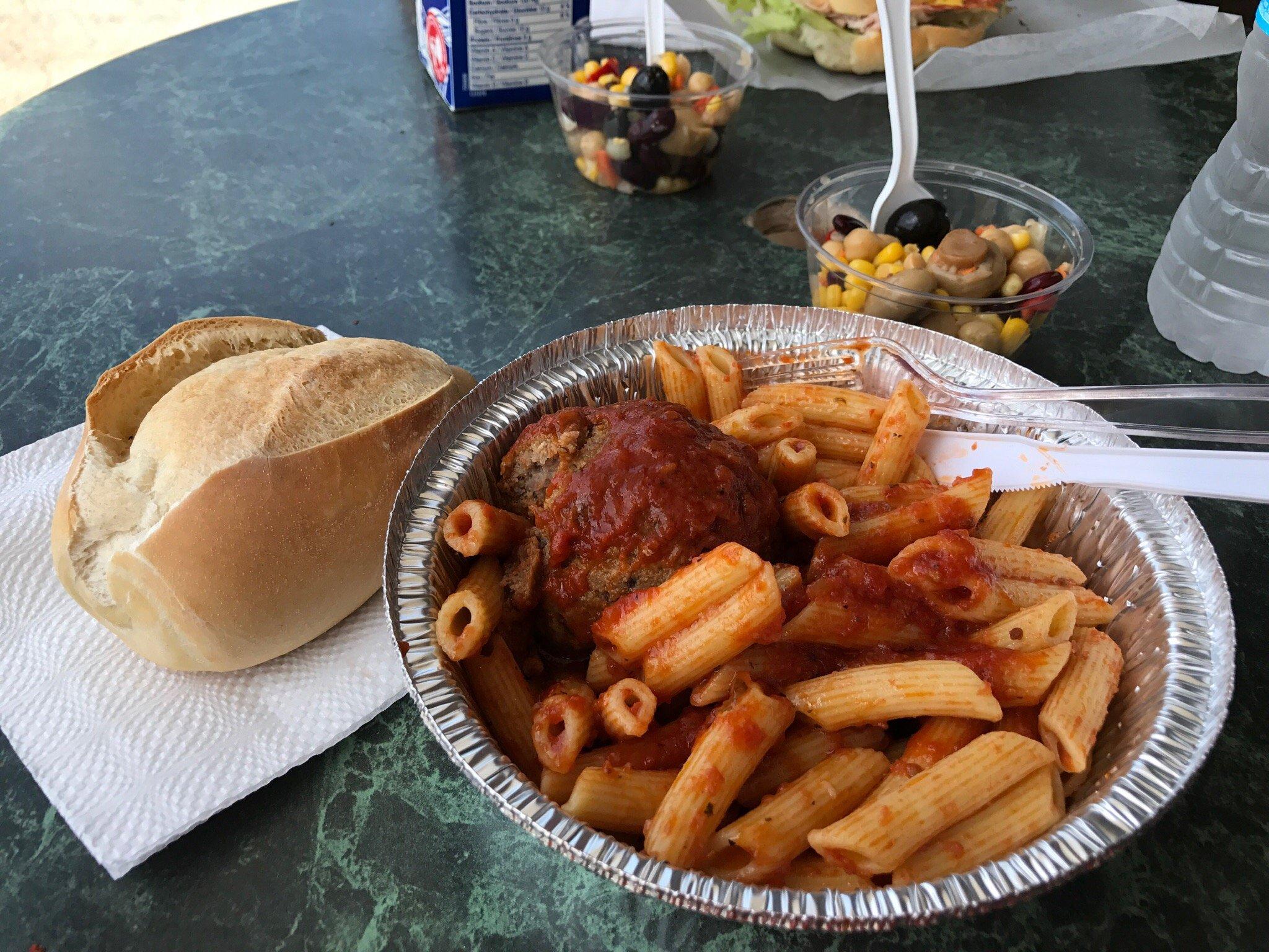 Rocco's Sisters Bakery & Deli