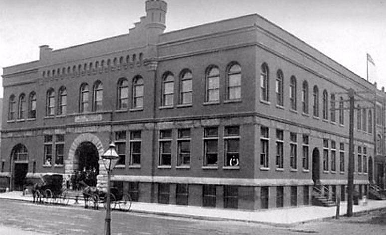 Maxwell Street Station