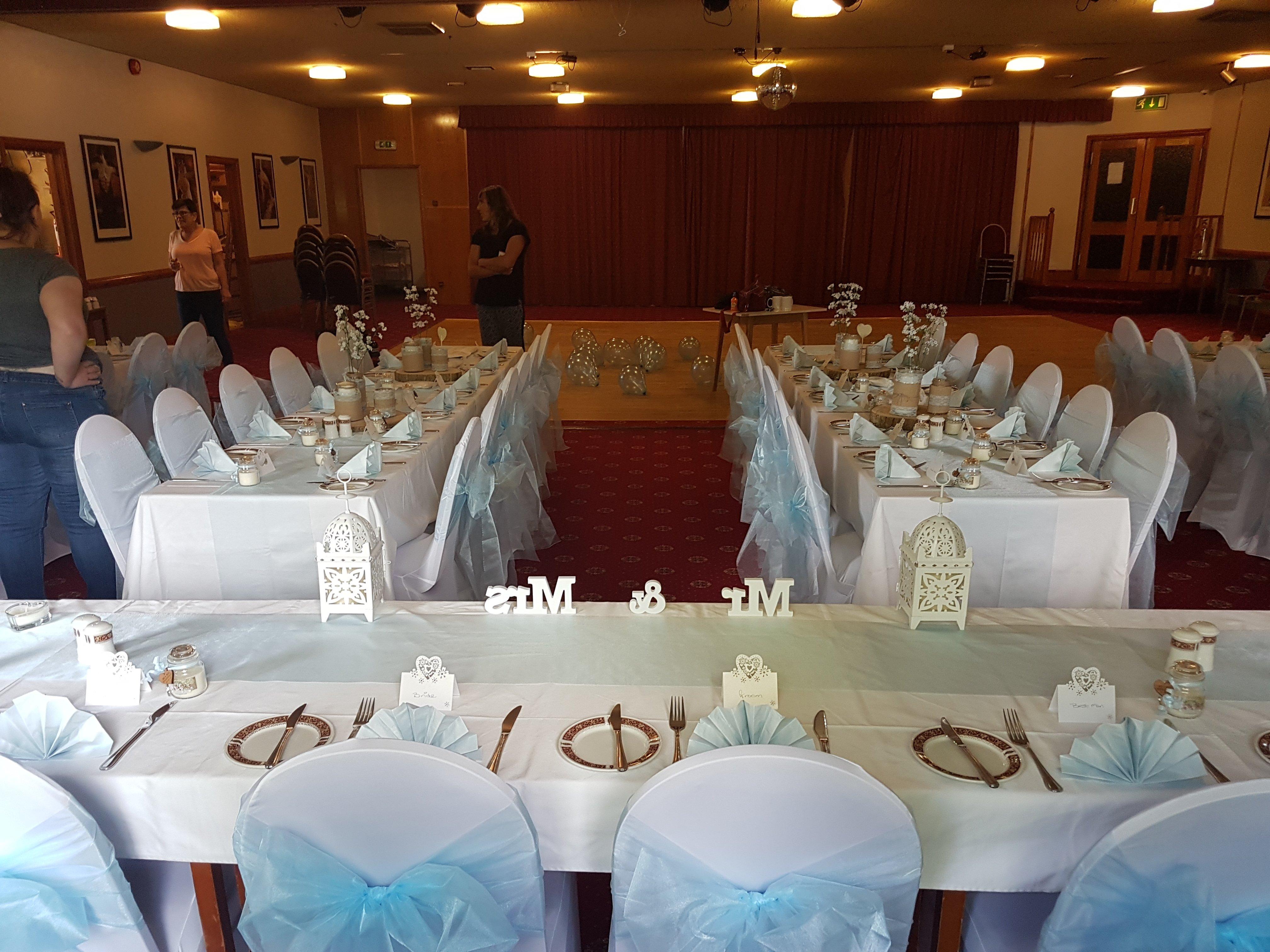 Wine and Dine at Oscar's