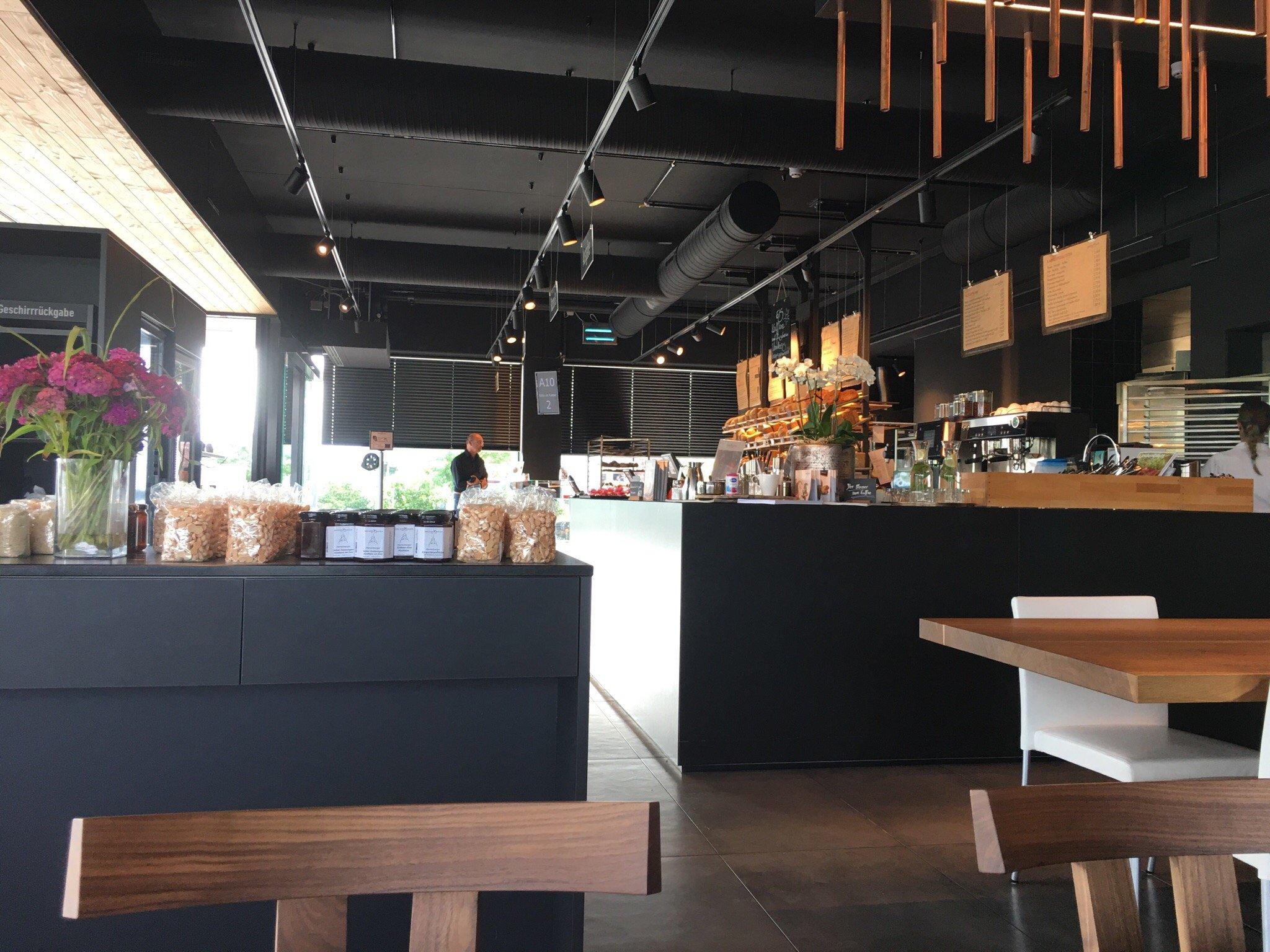 Backer Baier Backhaus Laden & Cafe