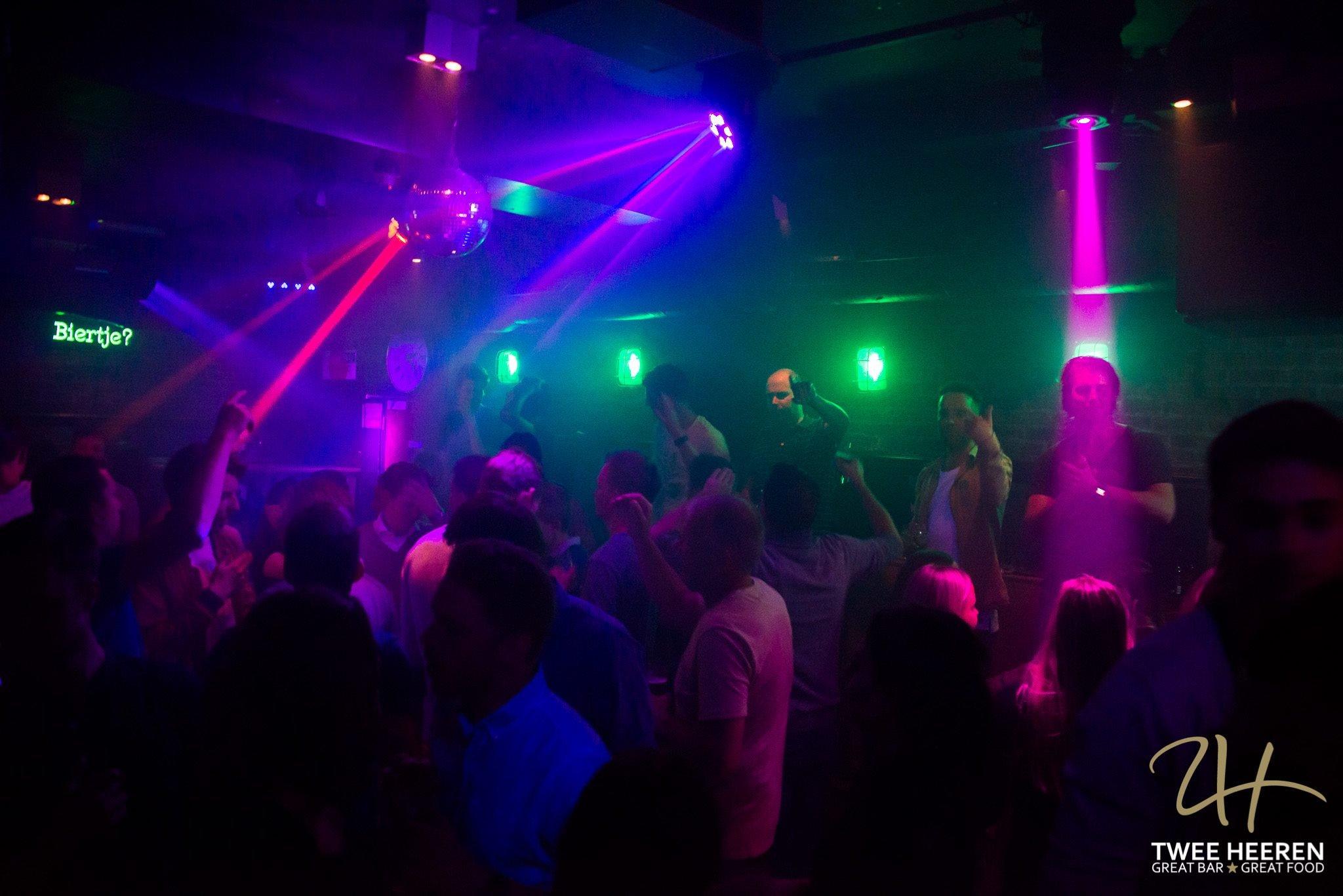 Bar & Club De Twee Heeren