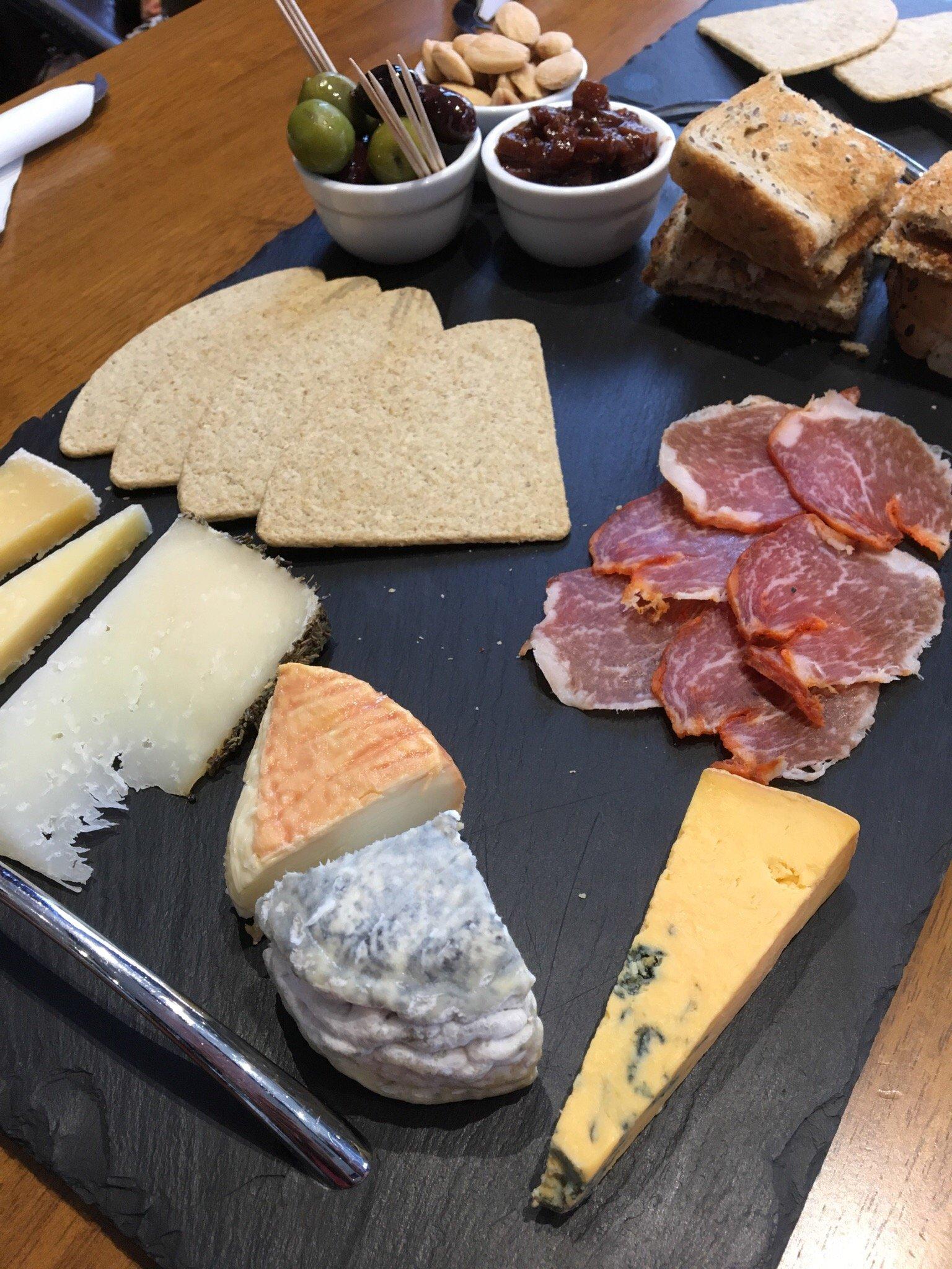 Ralph's Wine Cellar & Delicatessen