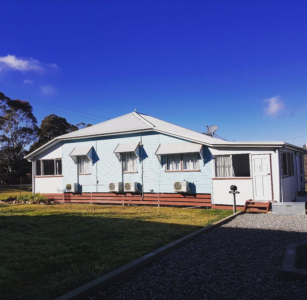 Summit Backpackers Hostel