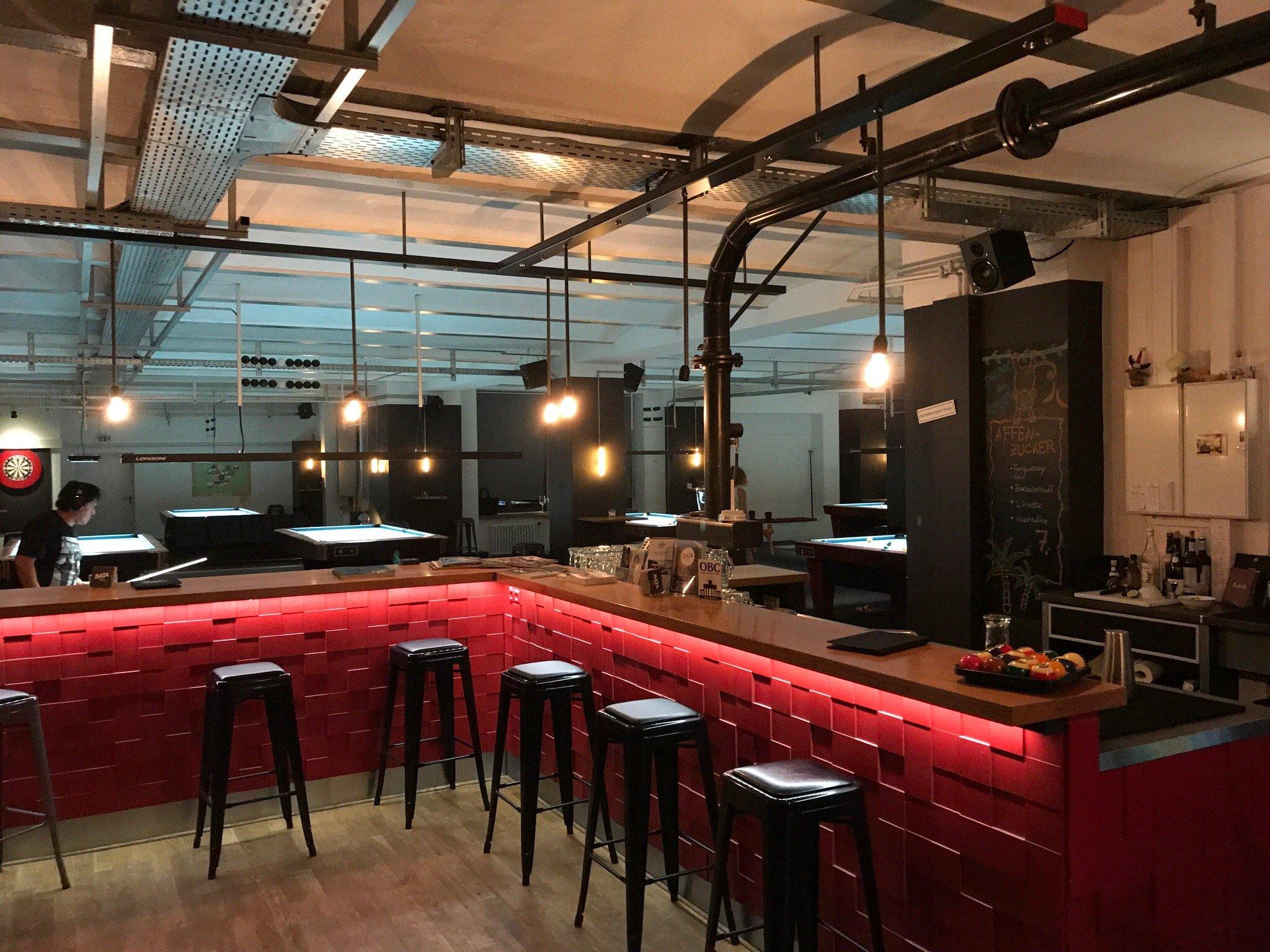 Bata Bar & Billiards