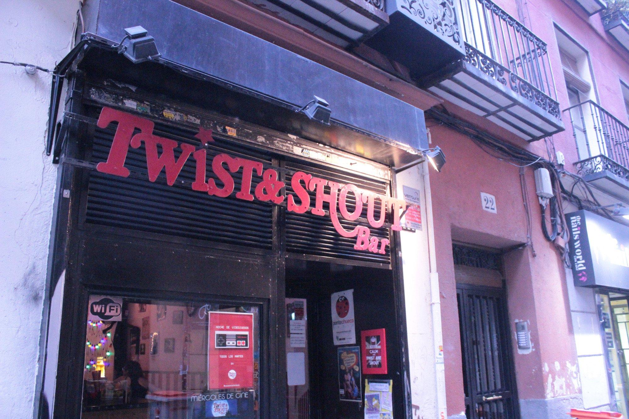 Twist & Shout Bar