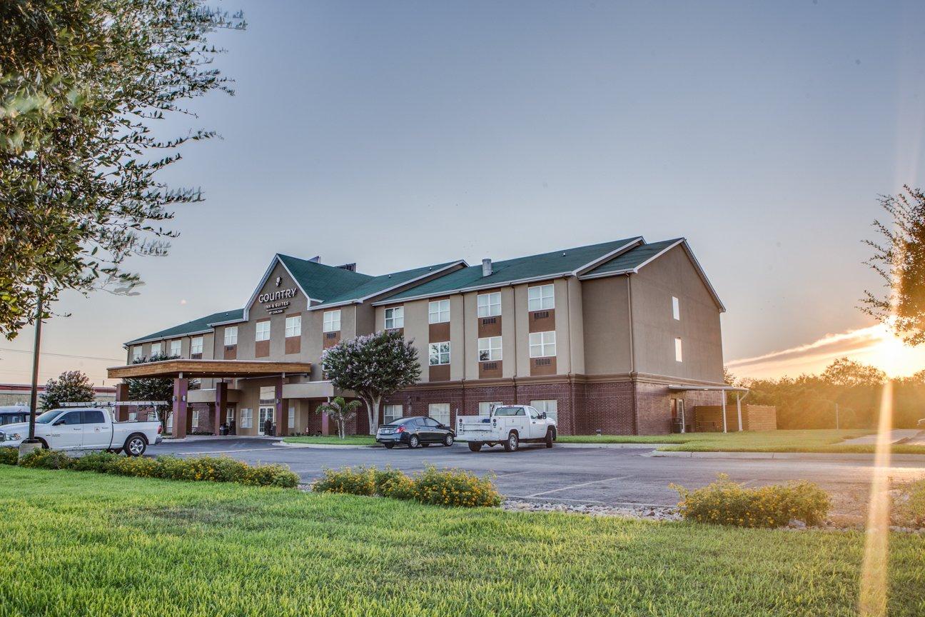 Country Inn & Suites By Radisson, Harlingen, TX
