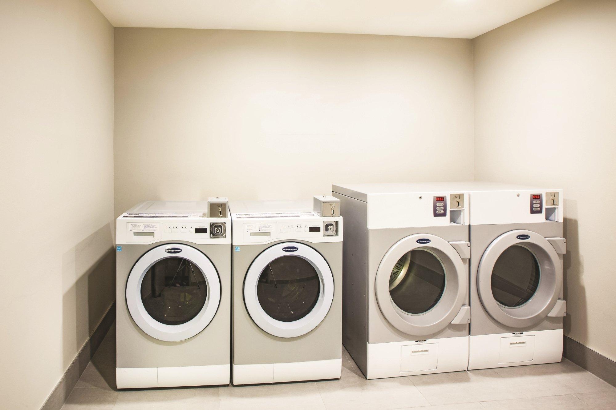 La Quinta Inn & Suites by Wyndham McAllen La Plaza Mall