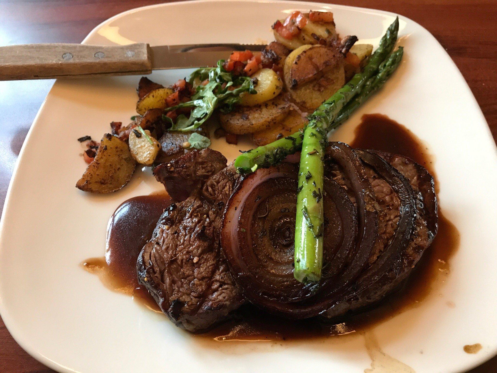 Minervas Restaurant & Bar