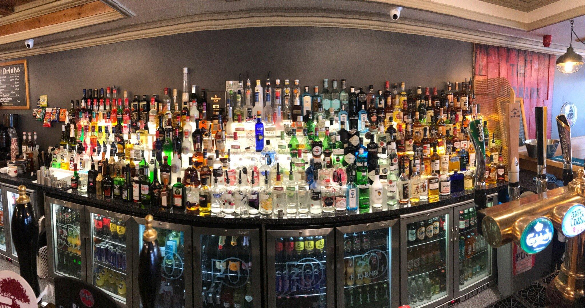 The Landmark Pub & Play Area