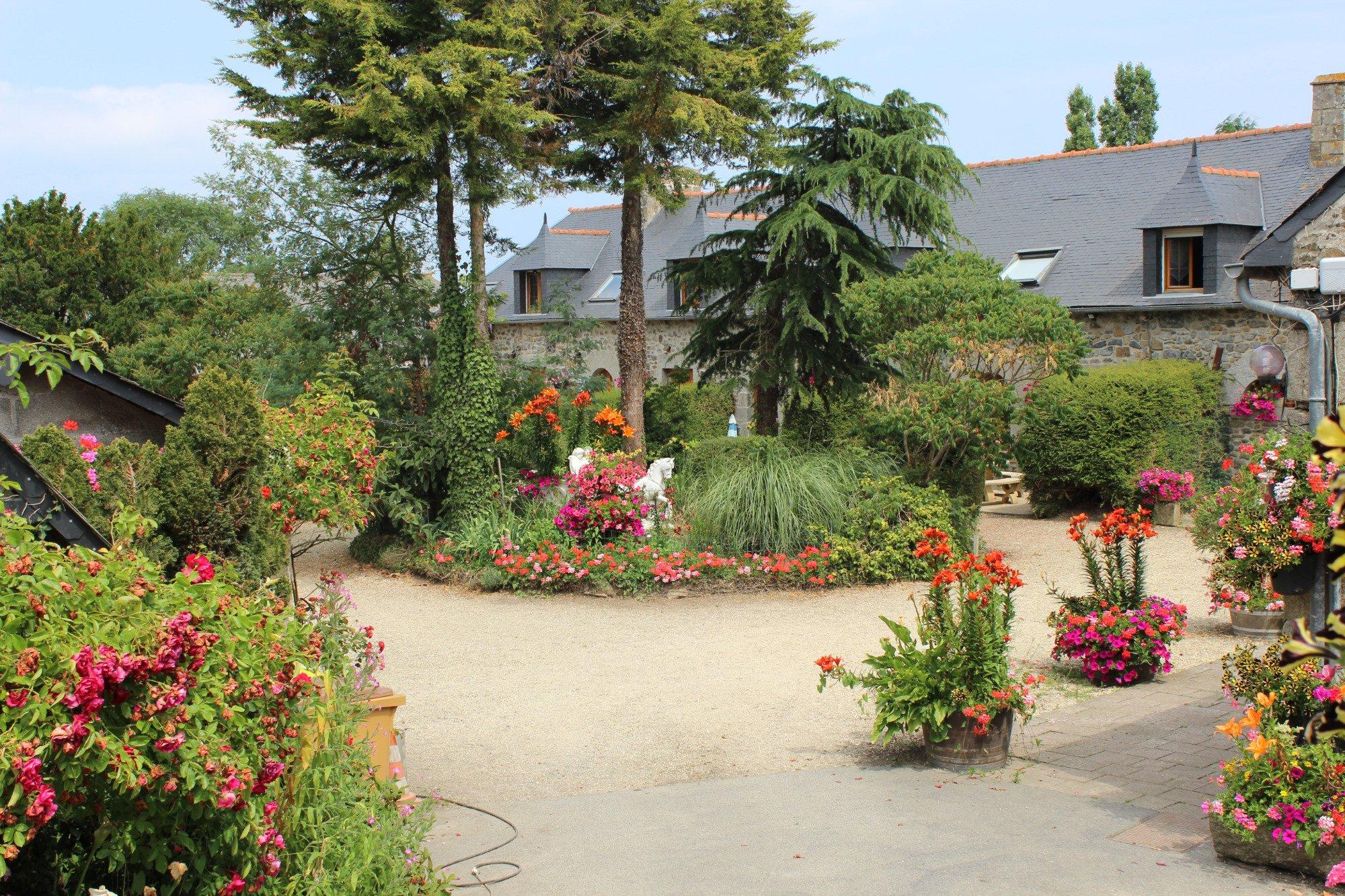 Manor de La Fontaine Menard