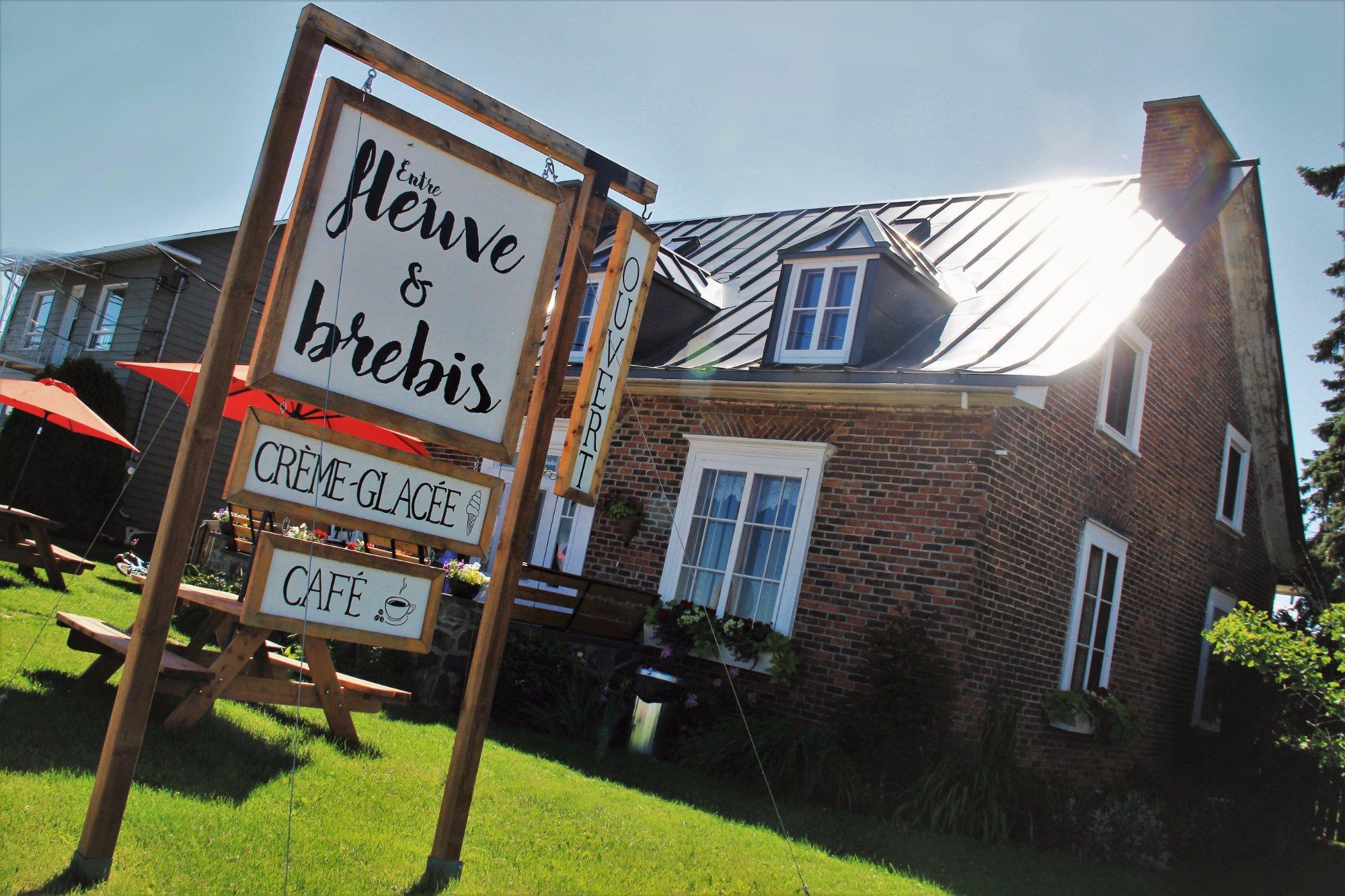 Entre Fleuve & Brebis