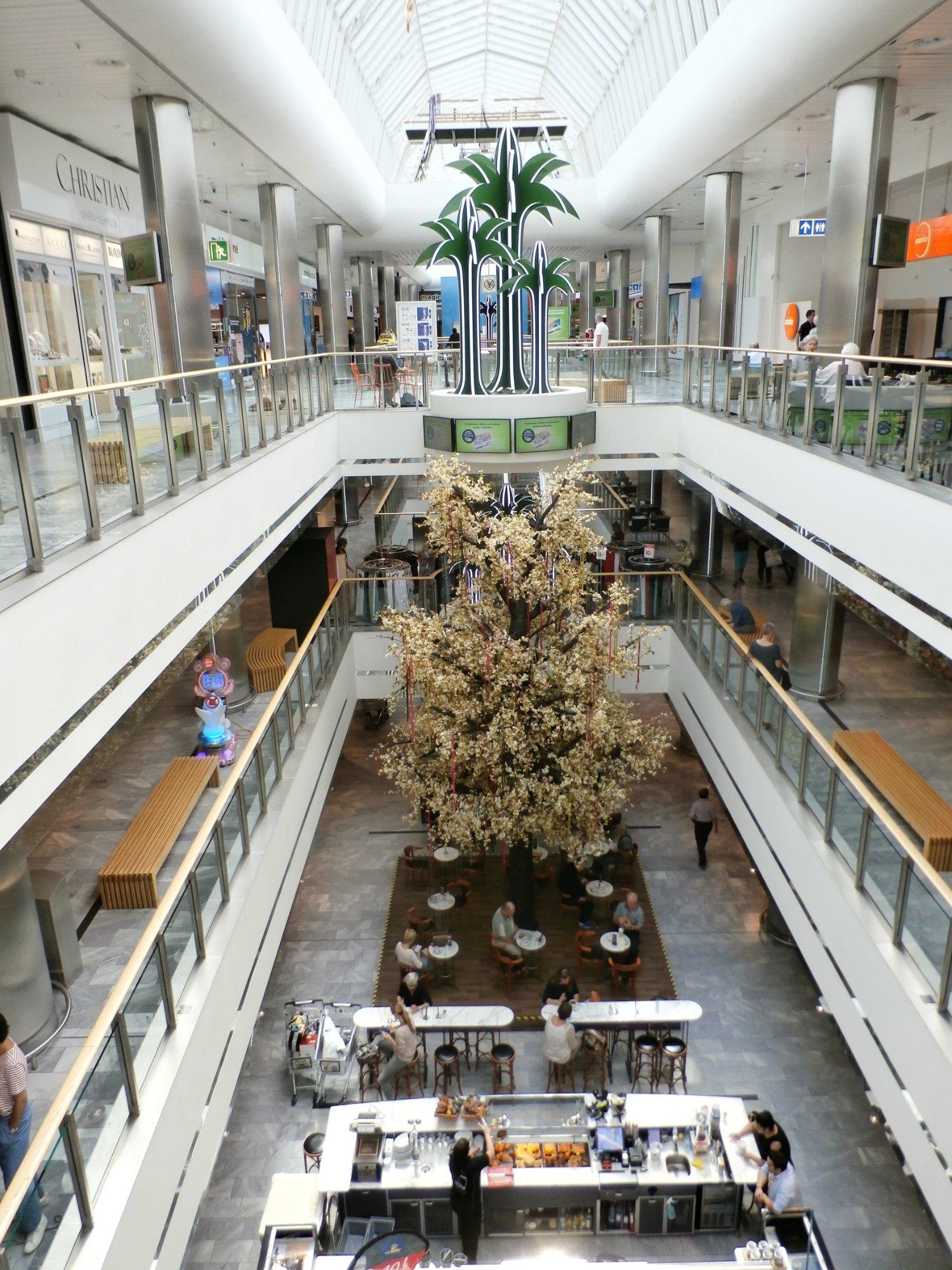 Photo by FormerCaliBoy