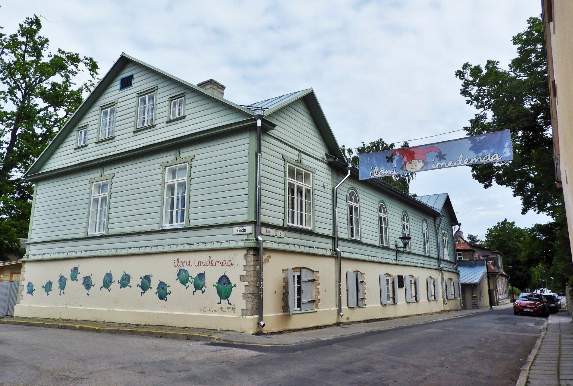 Ilon's World of Wonders