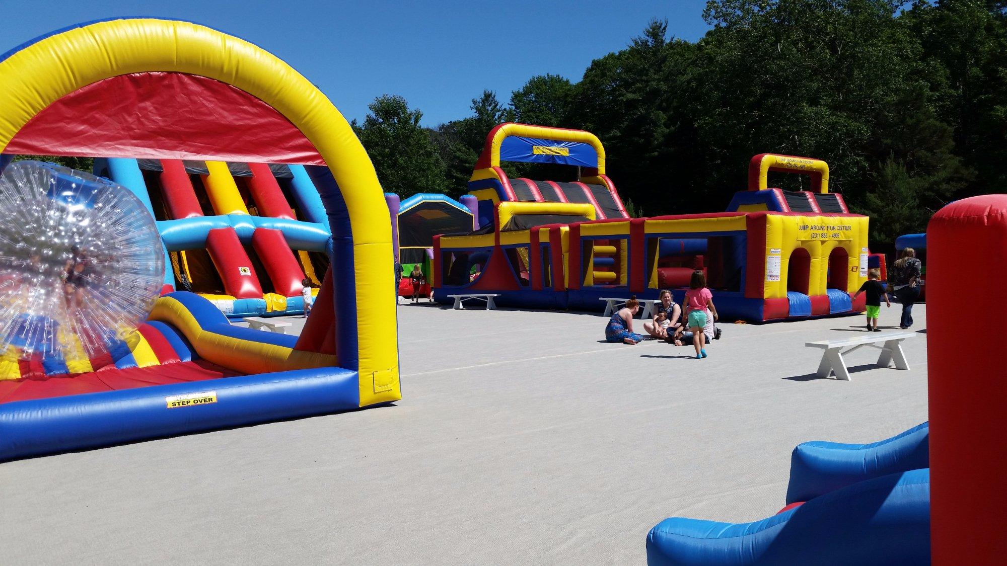 Jump Around Fun Center & VR