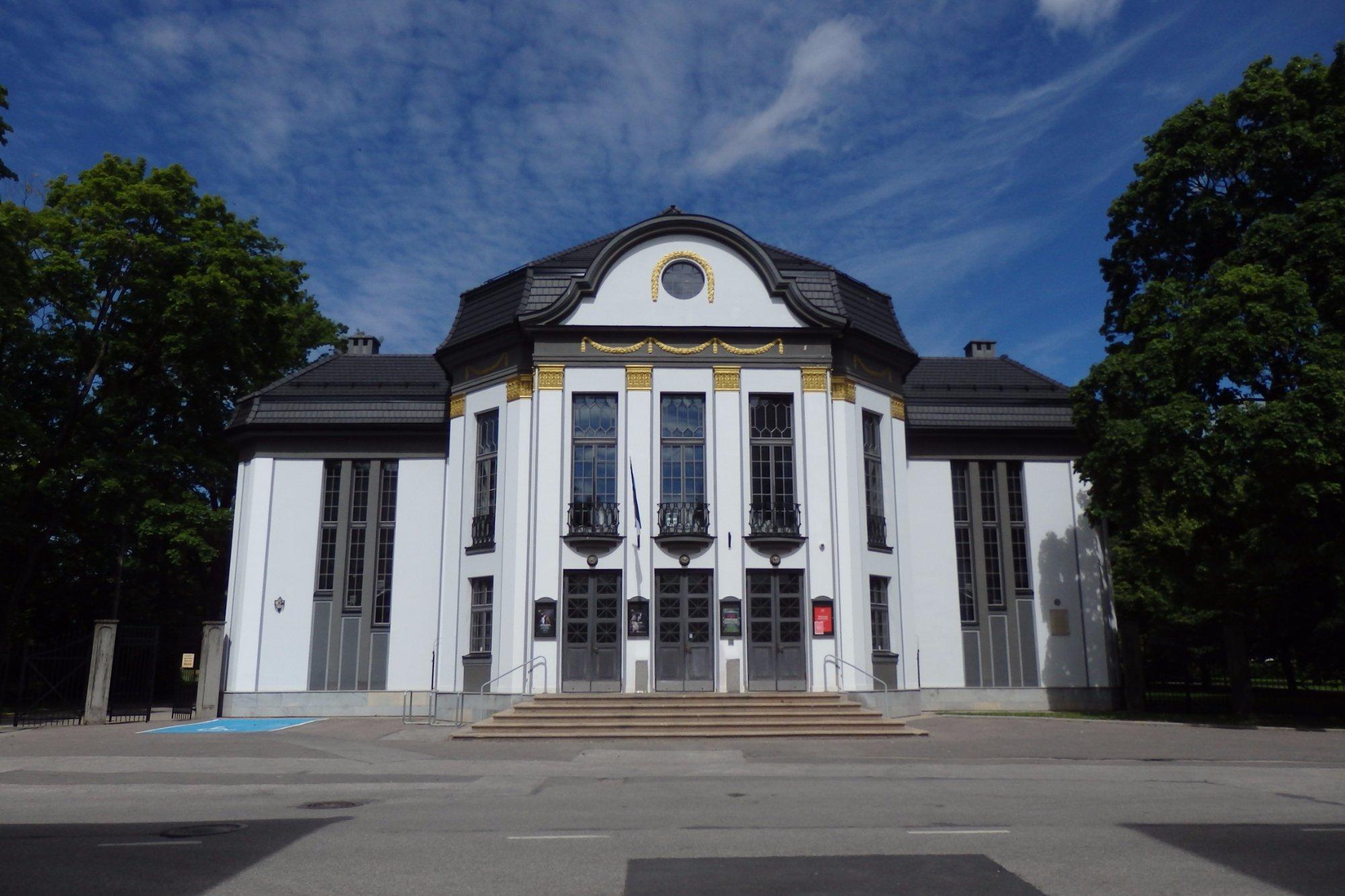 Teater Vanemuise väike maja