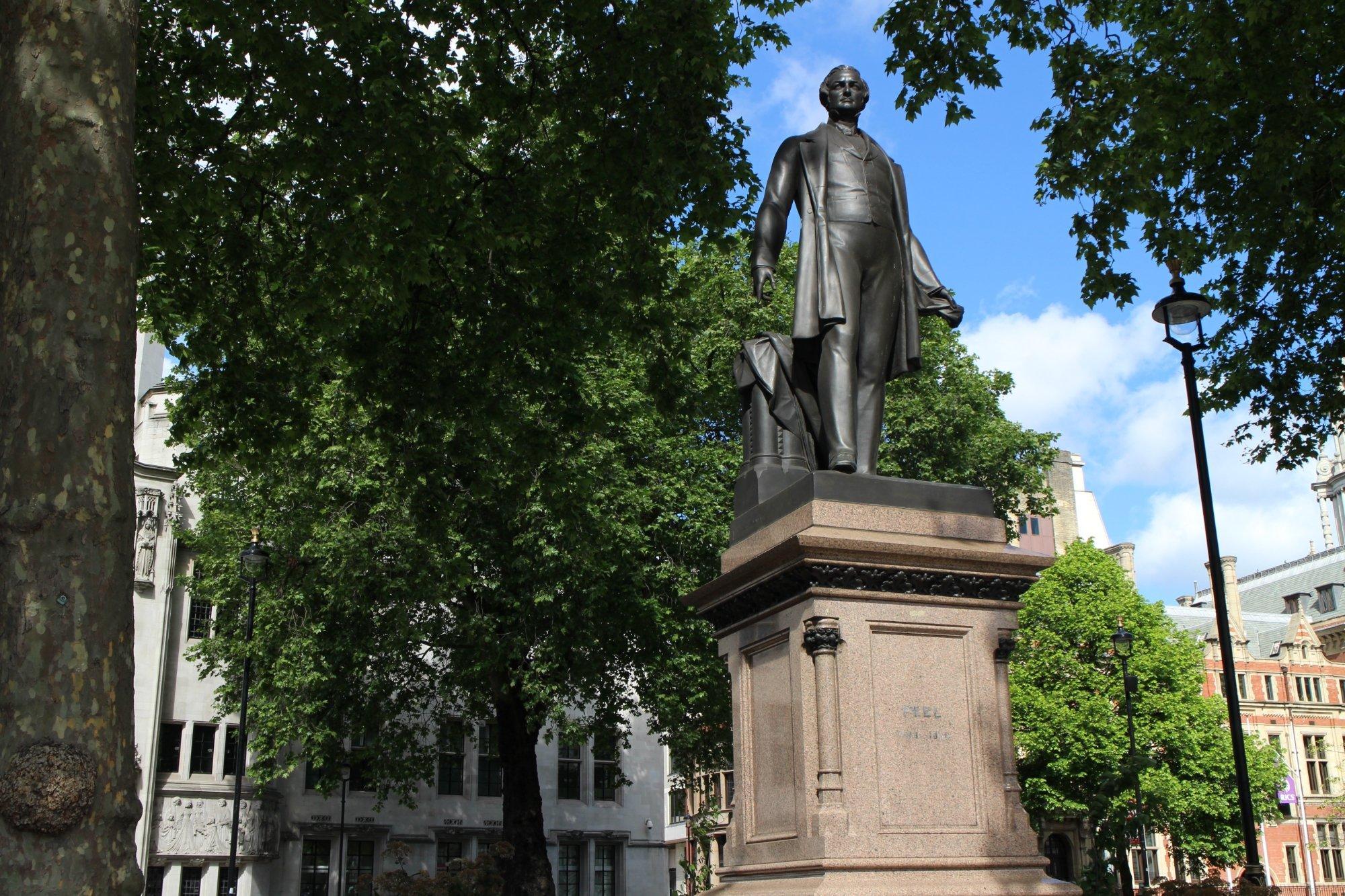 Robert Peel Statue