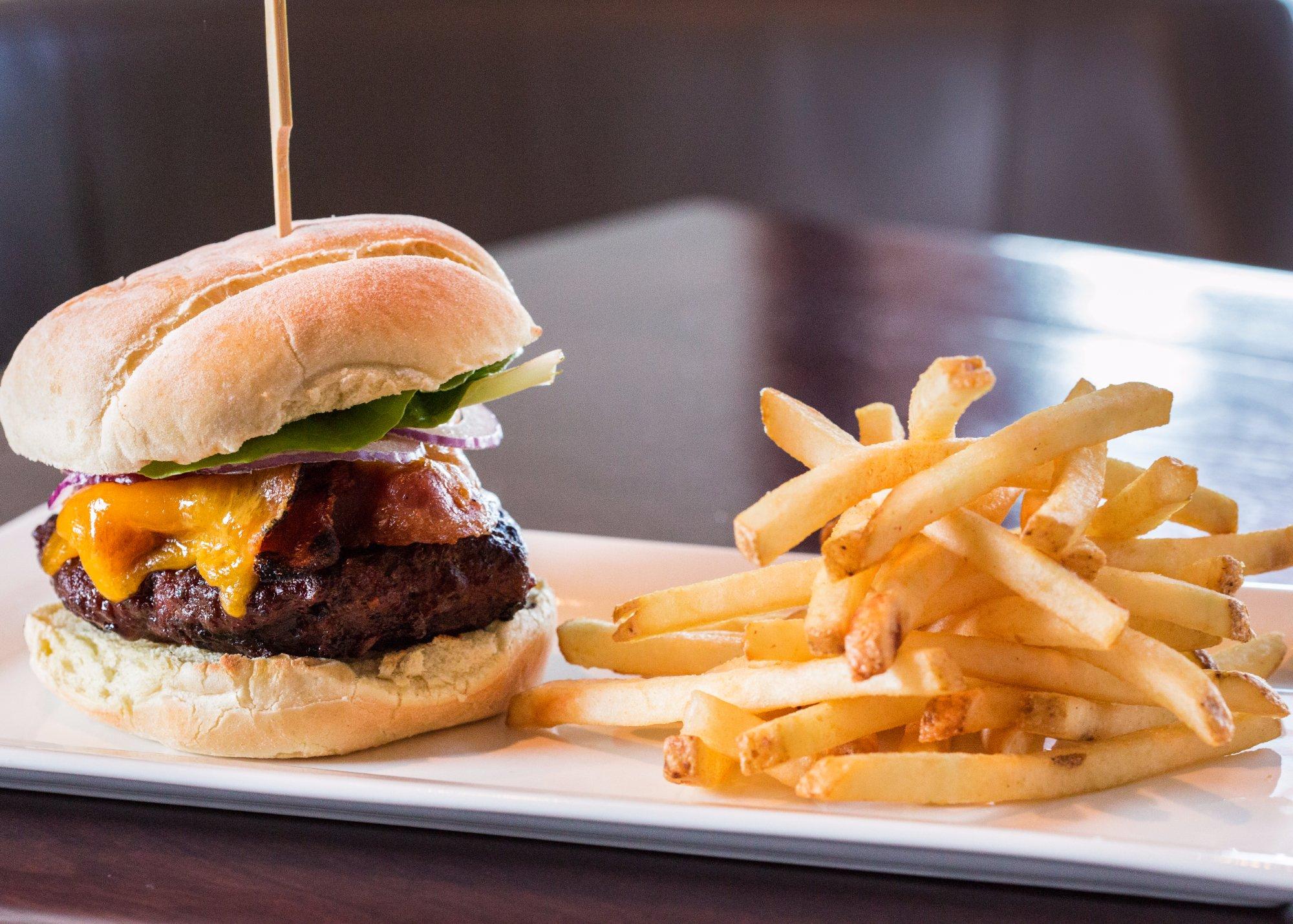 Simcoe Yard House Pub