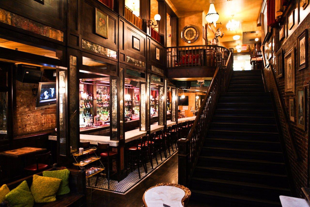 Papillon Bistro & Bar