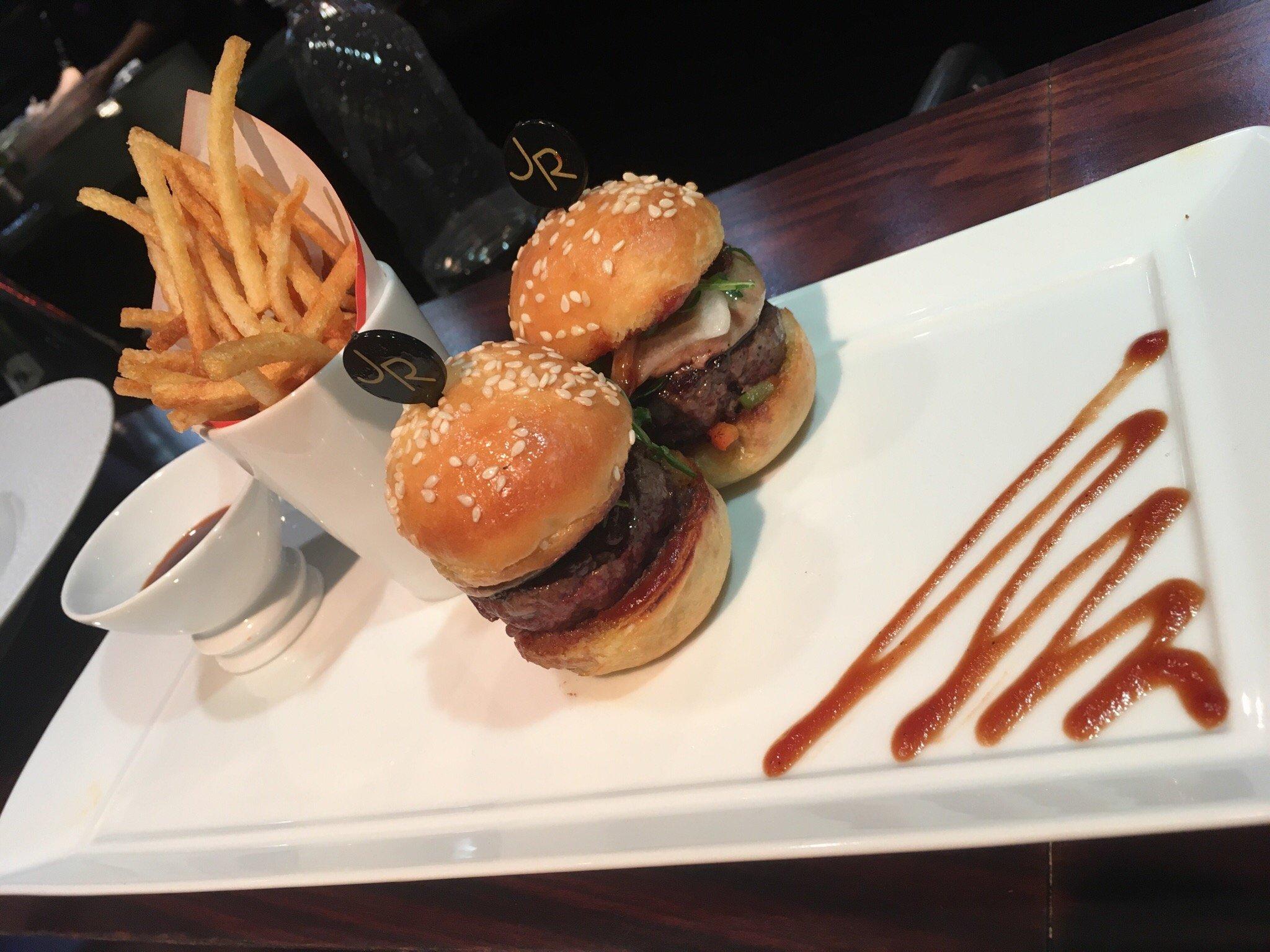 L'Atelier de Joel Robuchon Etoile