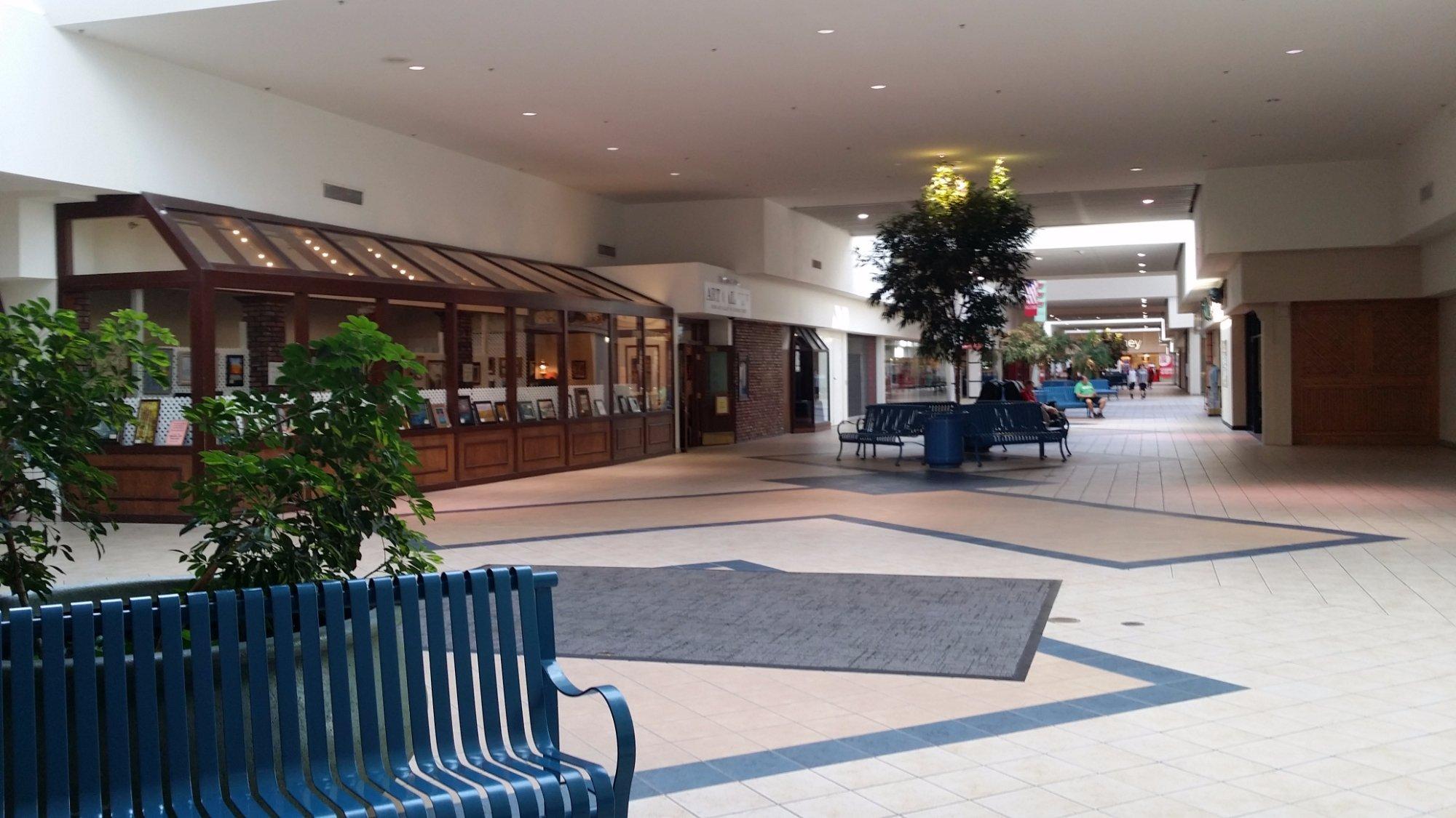 Photo by antonywalto