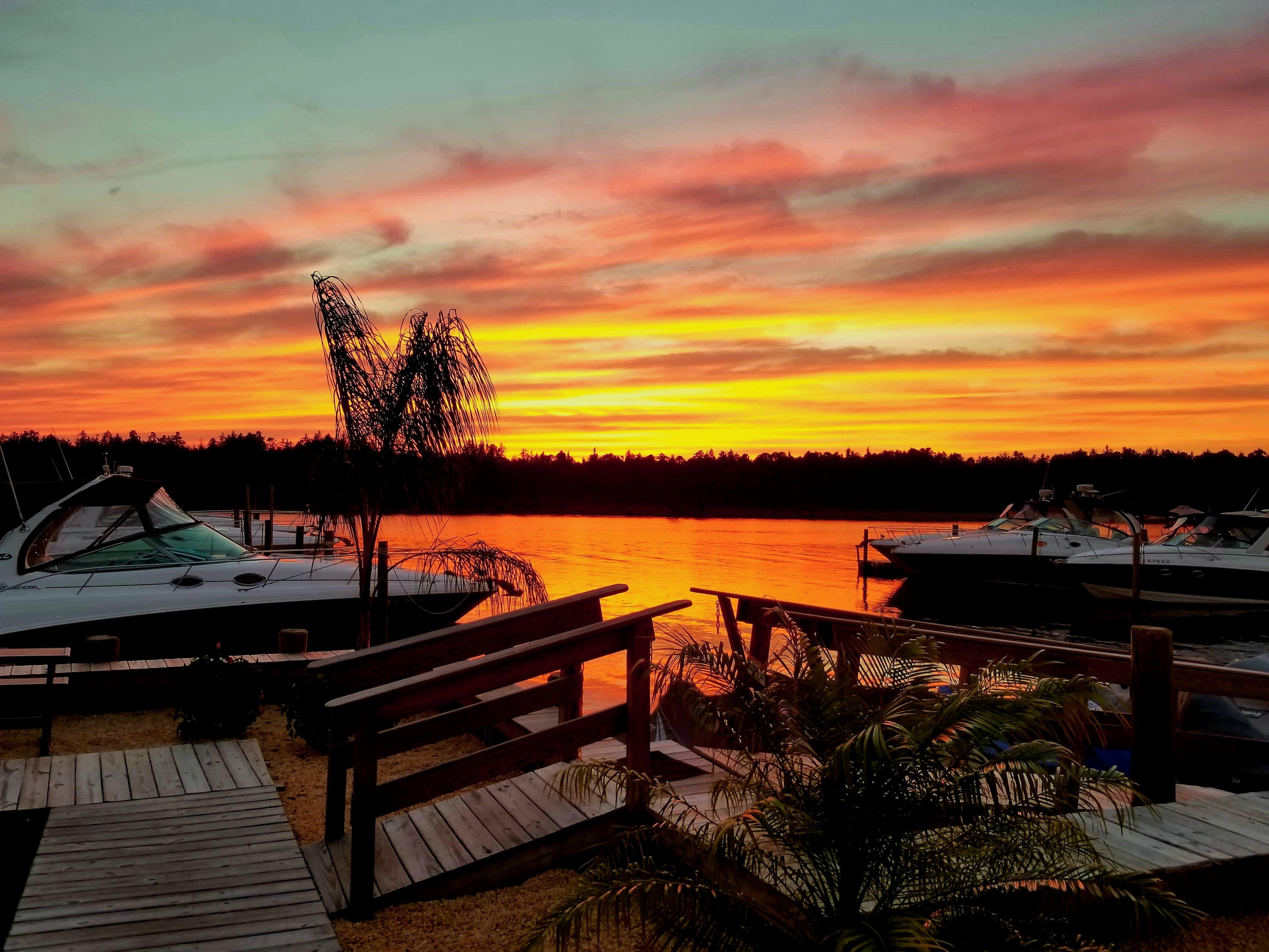 Sweetwater Marina And Riverdeck