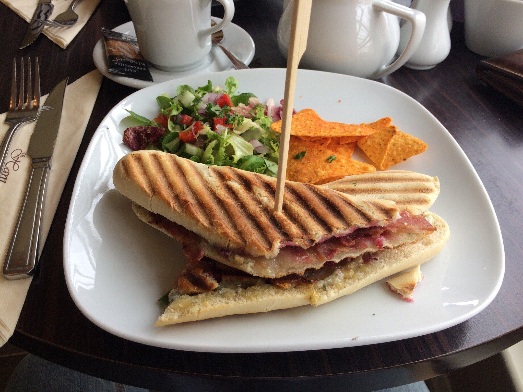 The Ham Bone Deli - Lloyd Street