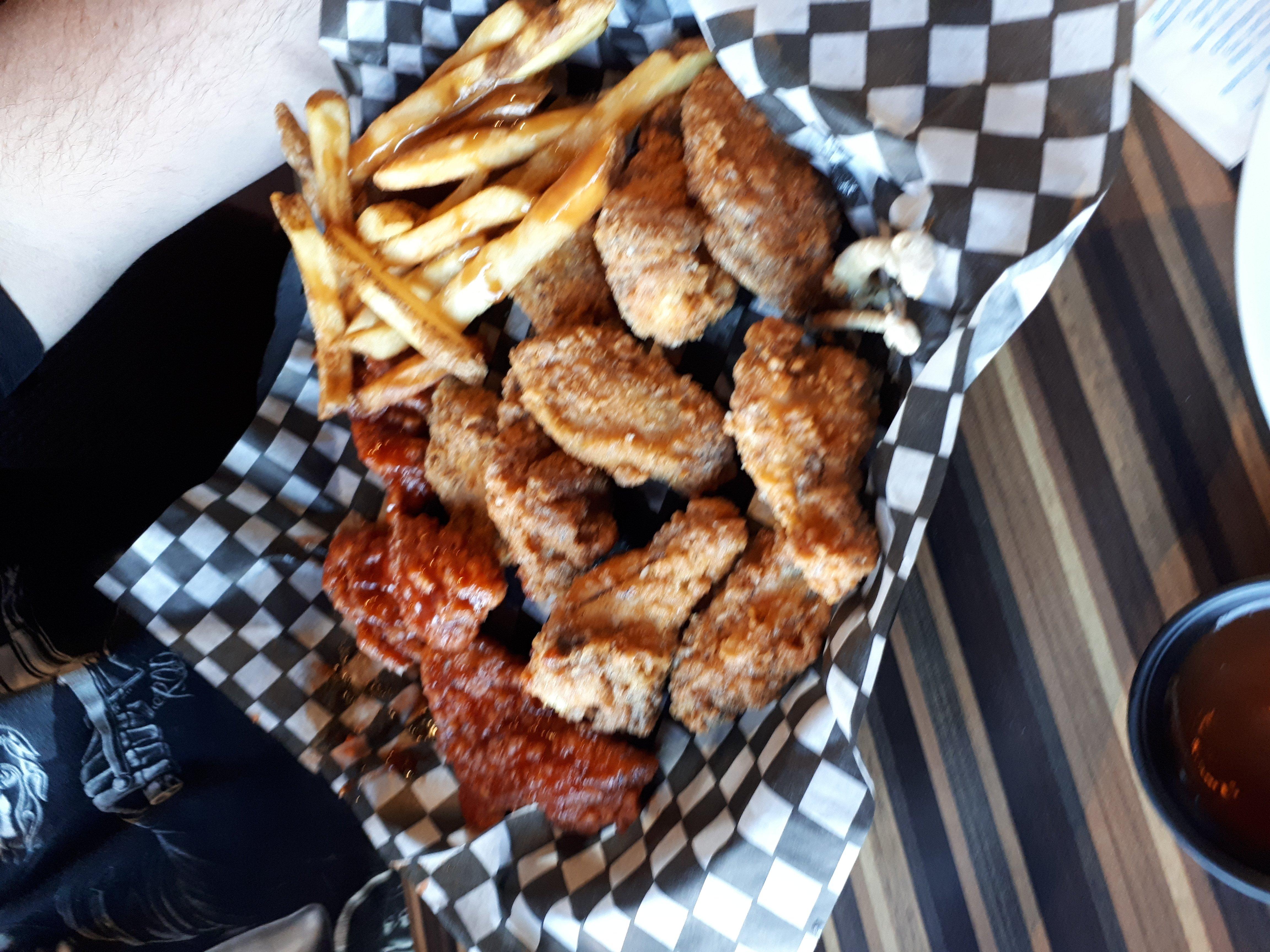 Crabby Joe's Tap & Grill