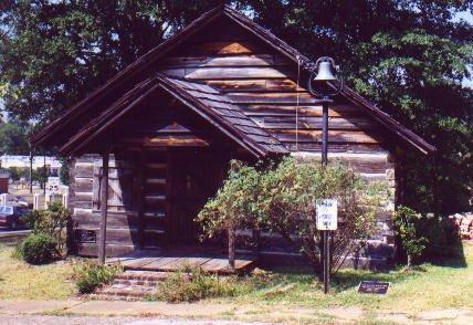 Old Log Court House