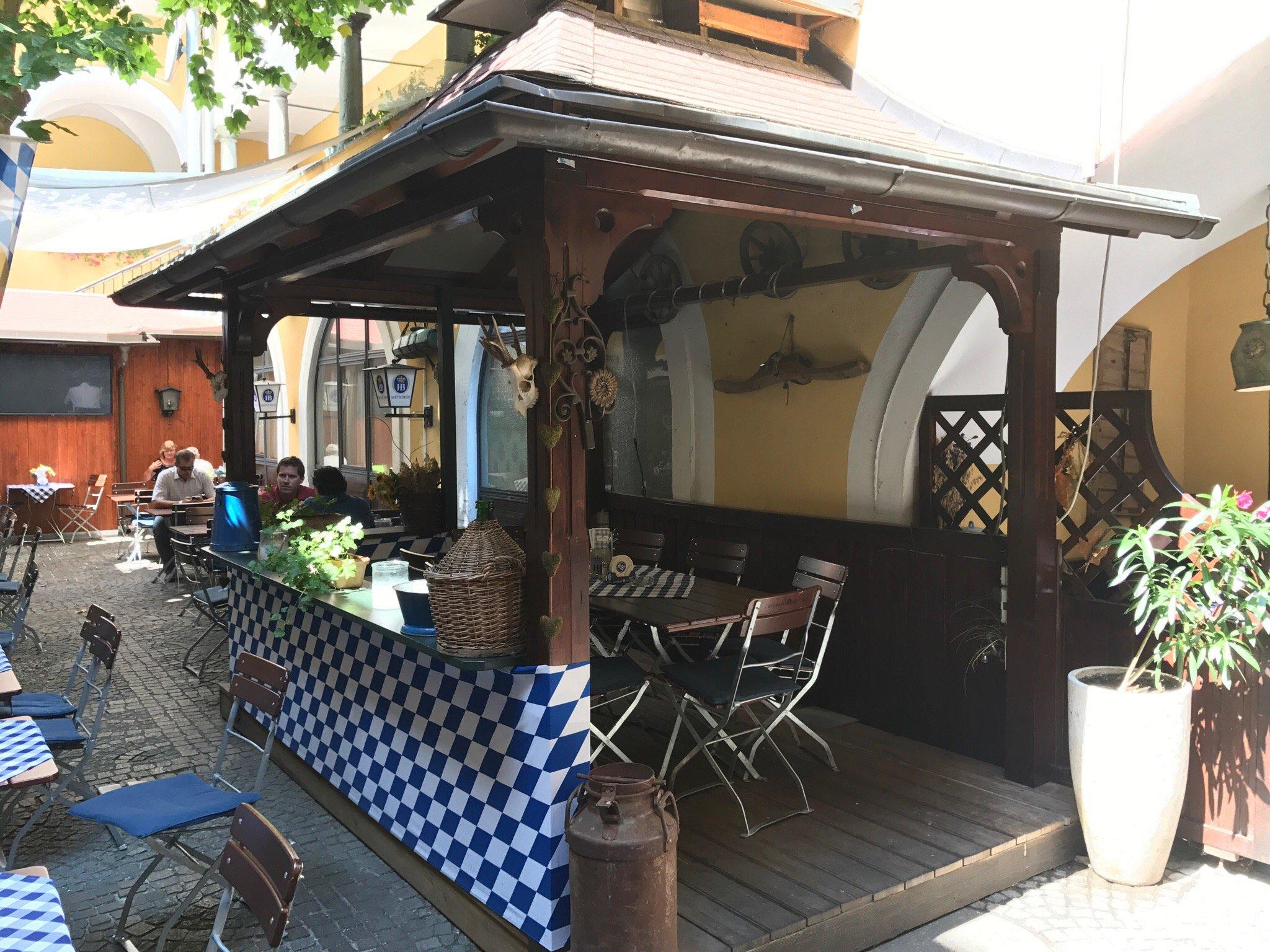 Hofbrau Zum Lindwurm