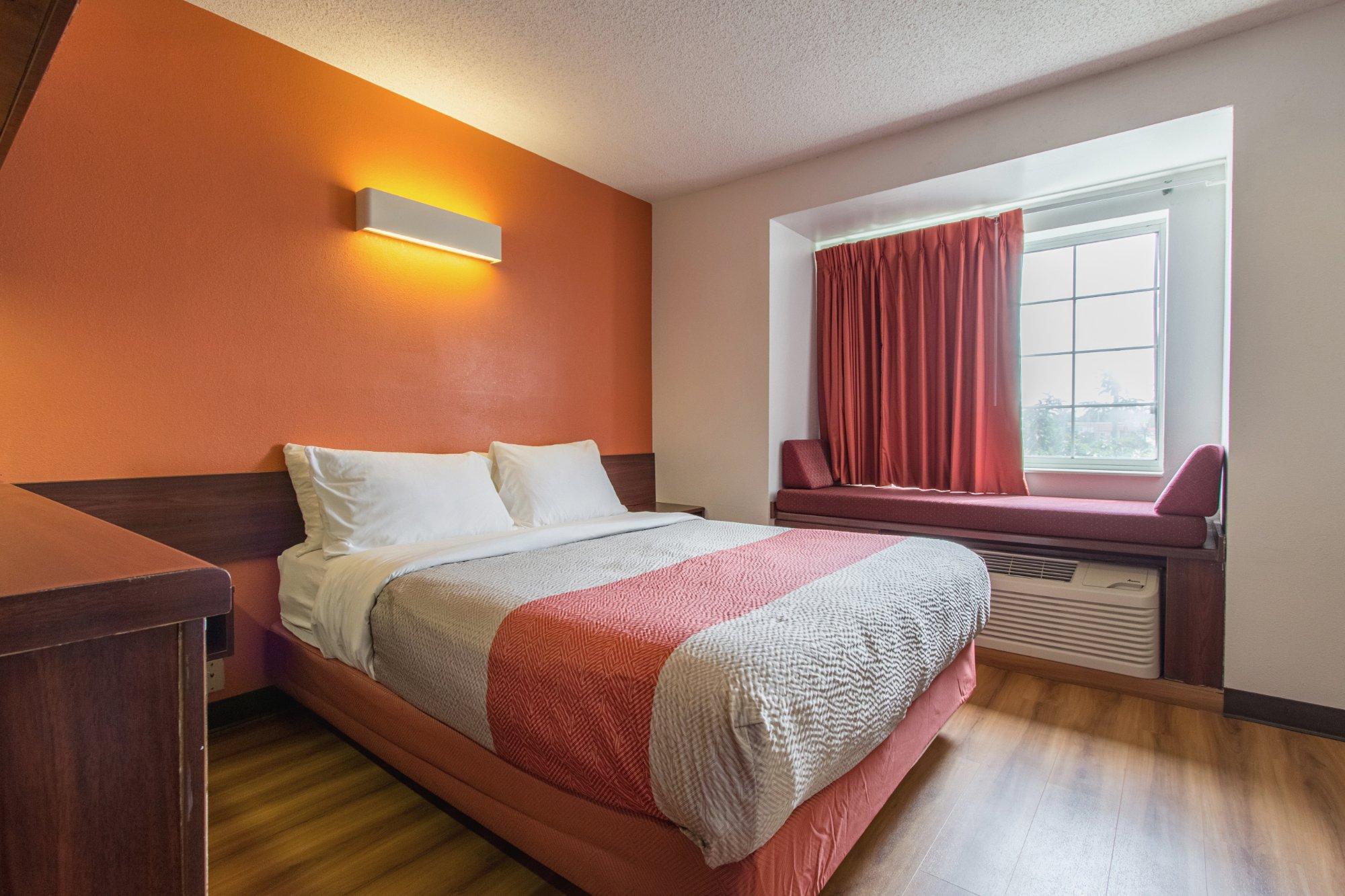 Motel 6-Streetsboro OH