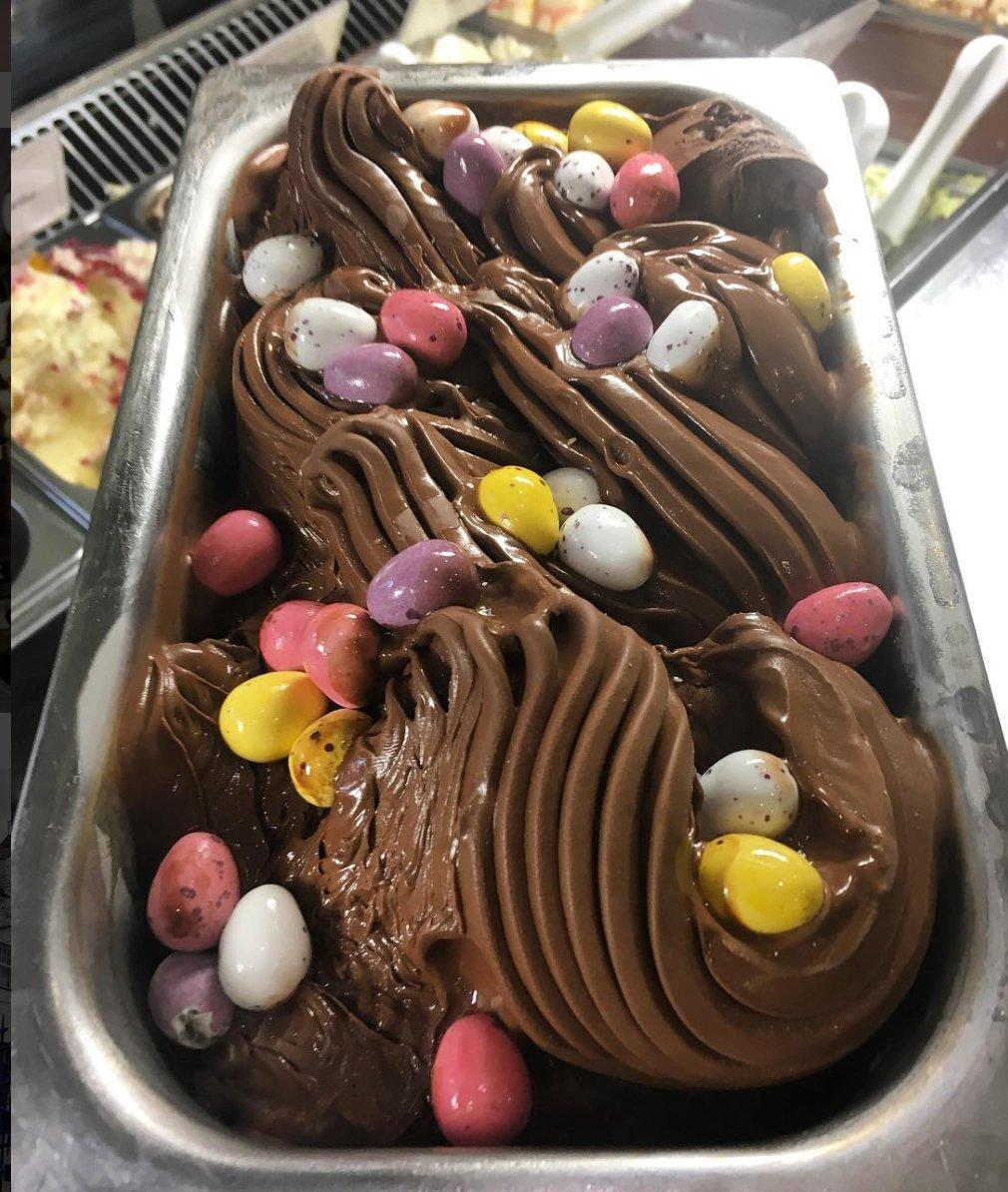 Red Boat Ice Cream Parlour